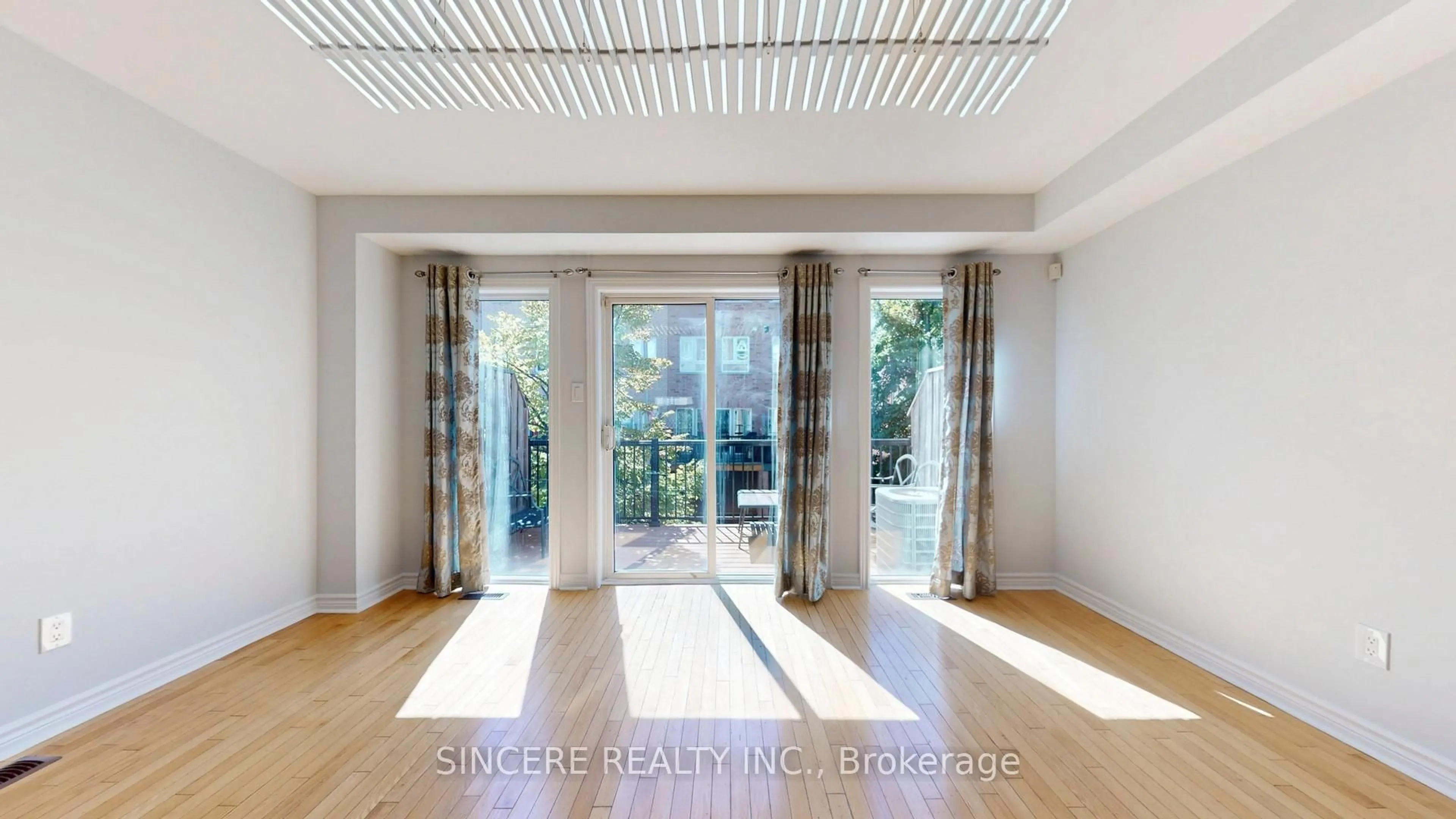 Unknown for 973 The Queensway, Toronto Ontario M8Z 1P3