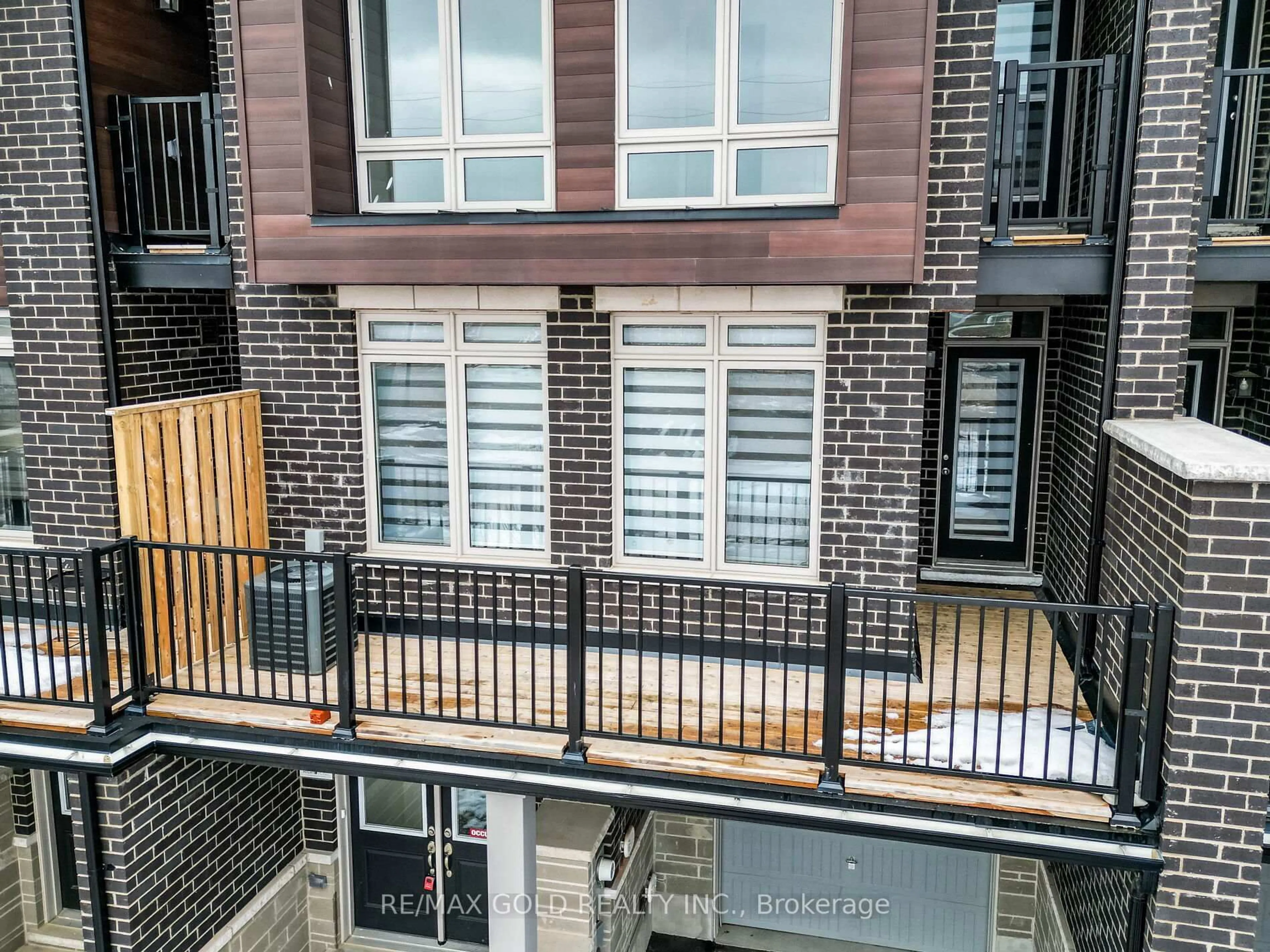 Unknown for 94 Donald Ficht Cres, Brampton Ontario L7A 5H8