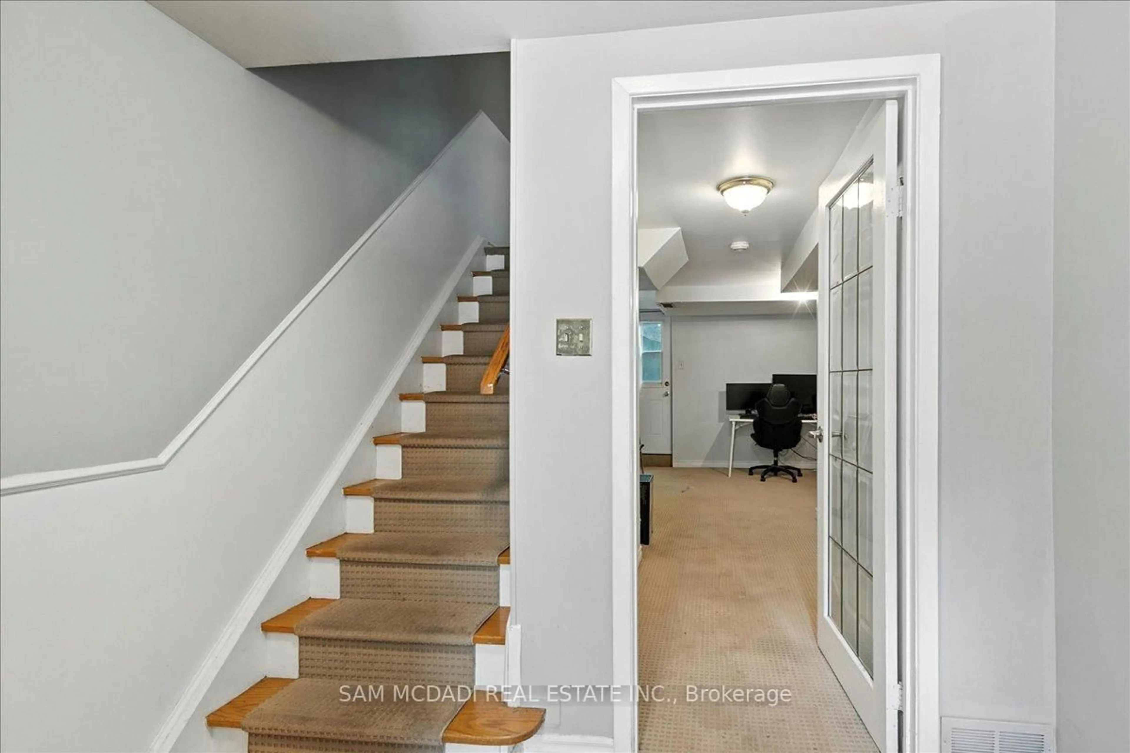 Unknown for 1211 EIGHTH Line, Oakville Ontario L6H 2H2