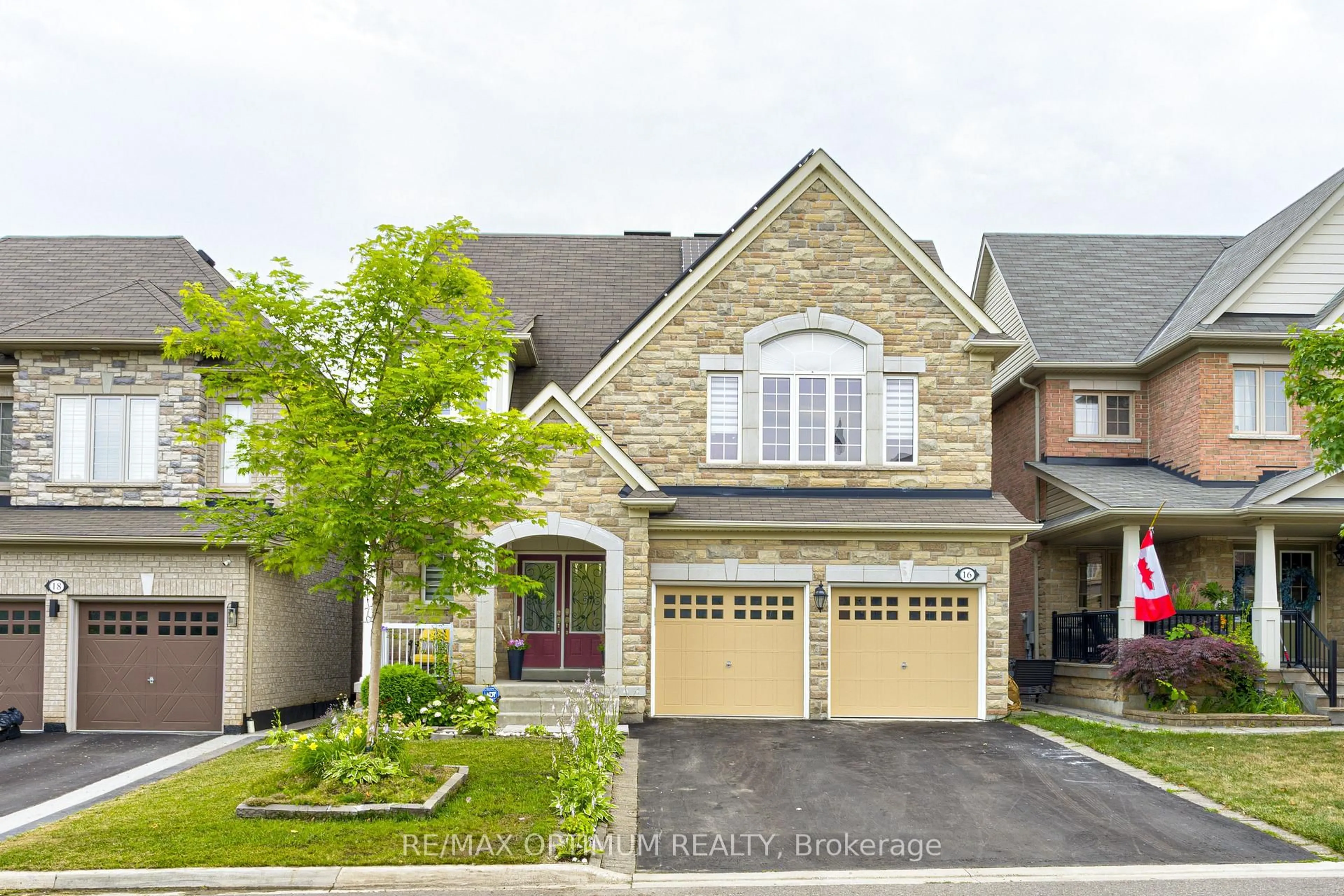 Home with brick exterior material, street for 16 Ashcreek Dr, Brampton Ontario L6Y 3A7