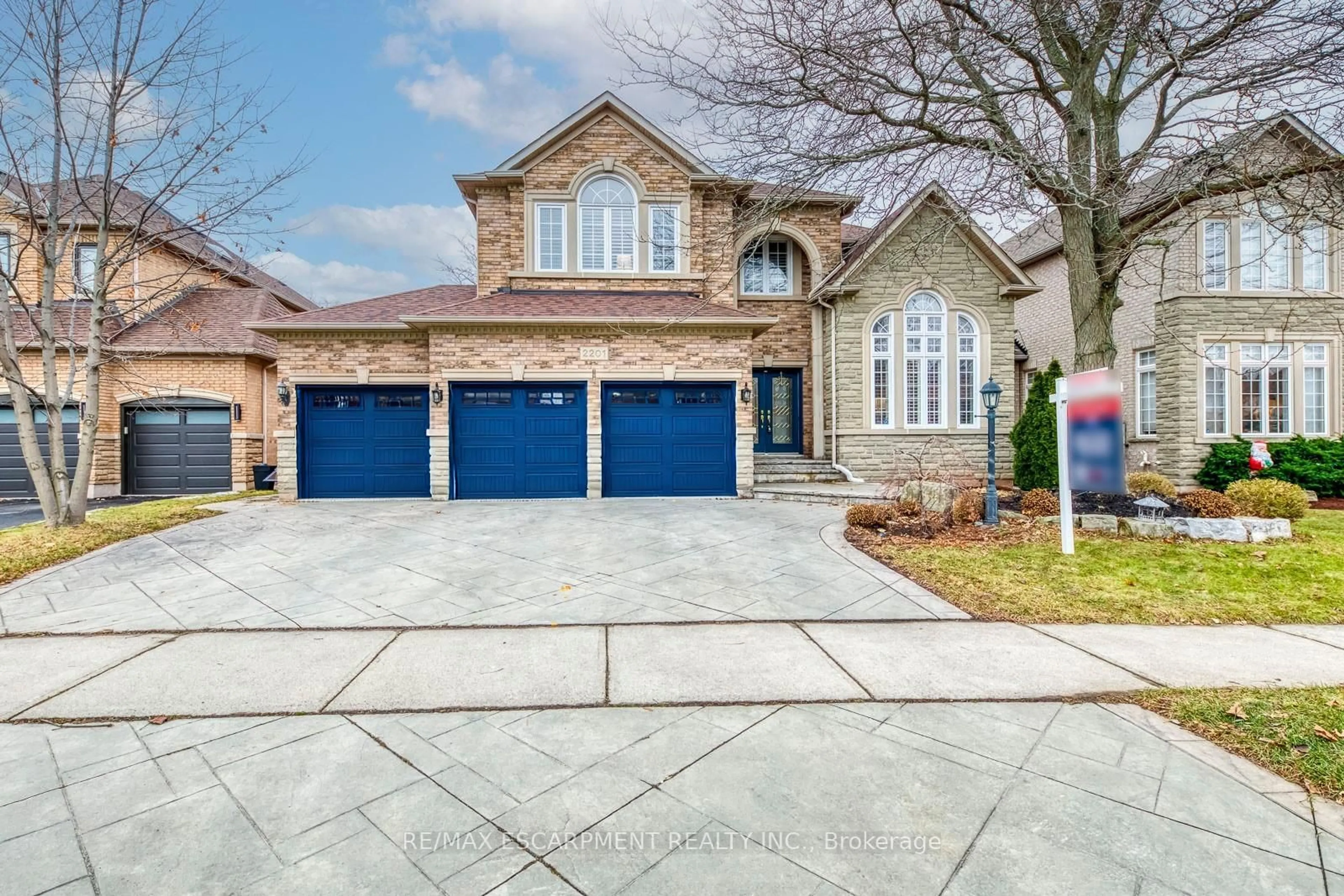 Home with brick exterior material, street for 2201 Galloway Dr, Oakville Ontario L6H 5M1