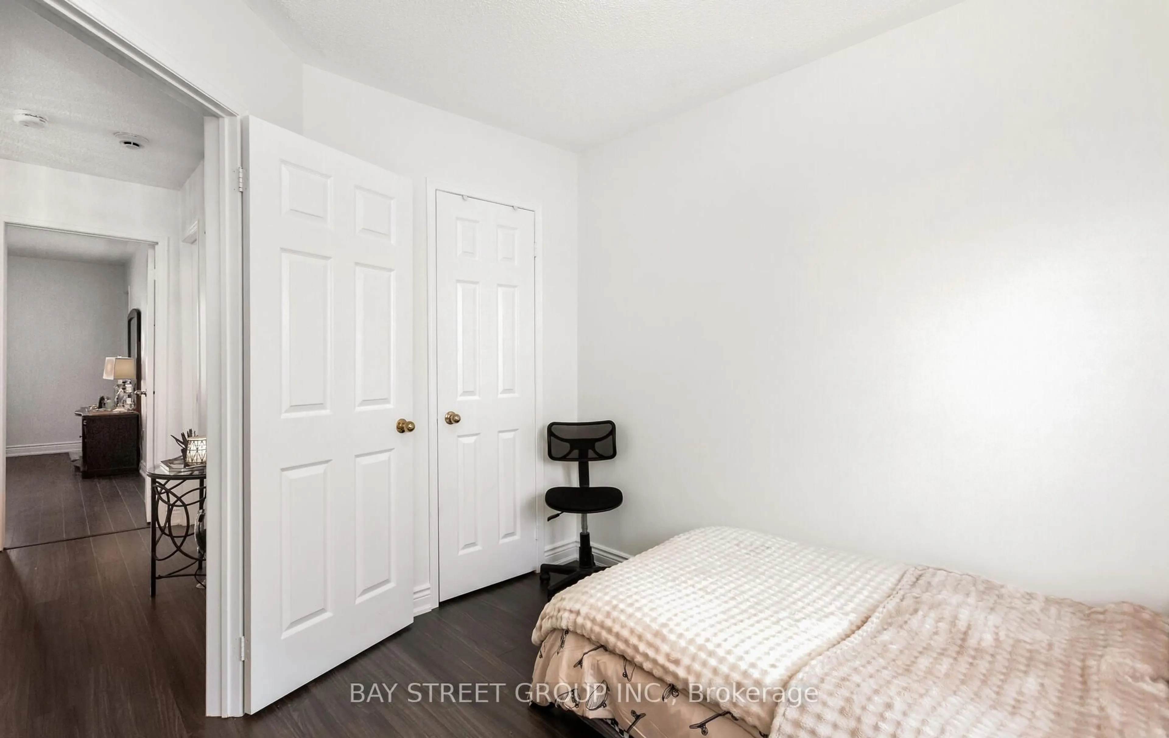 A pic of a room for 1104 Davis Lane, Milton Ontario L9T 5P9