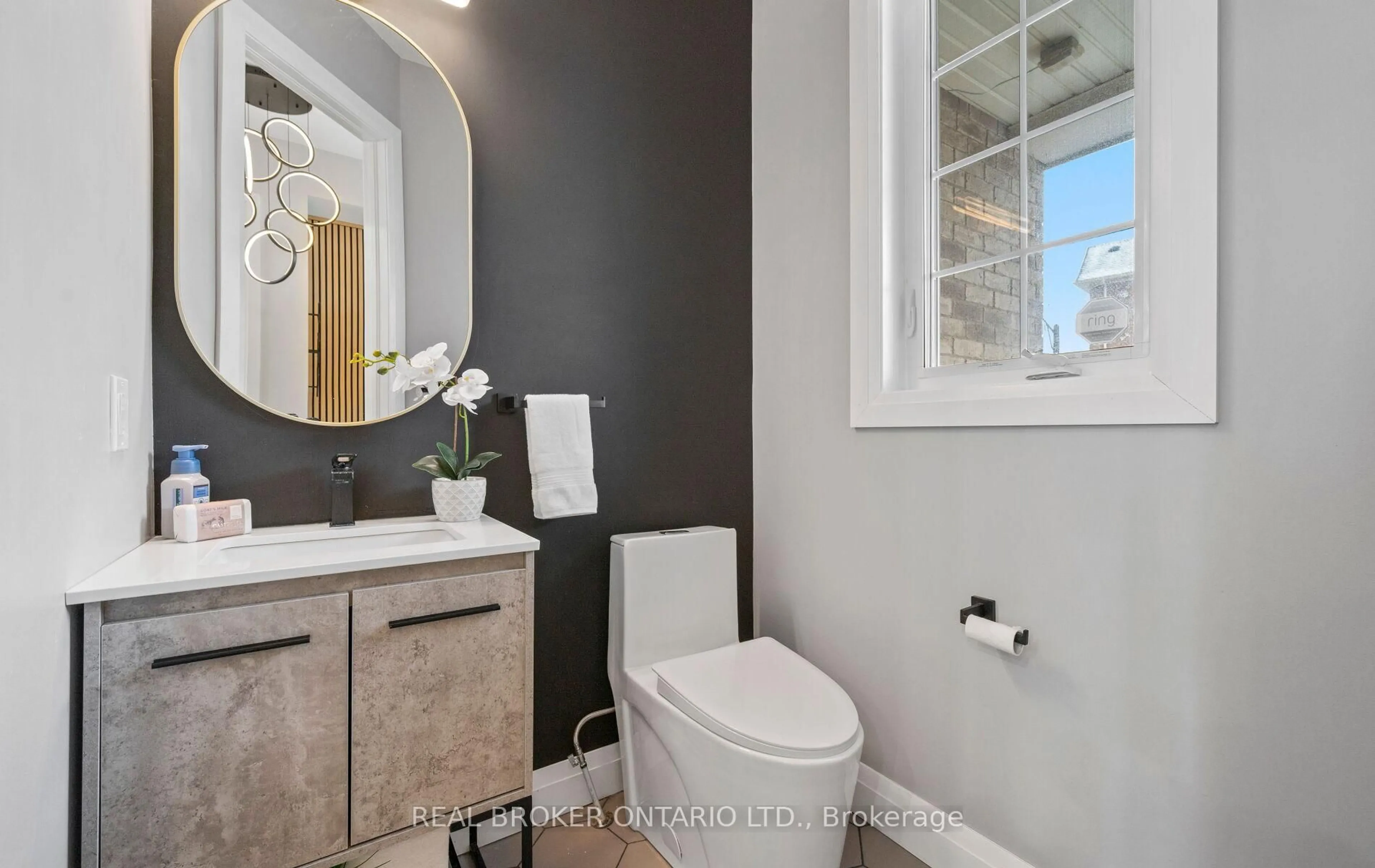 Contemporary bathroom, ceramic/tile floor for 3421 Eternity Way, Oakville Ontario L6H 0Y2