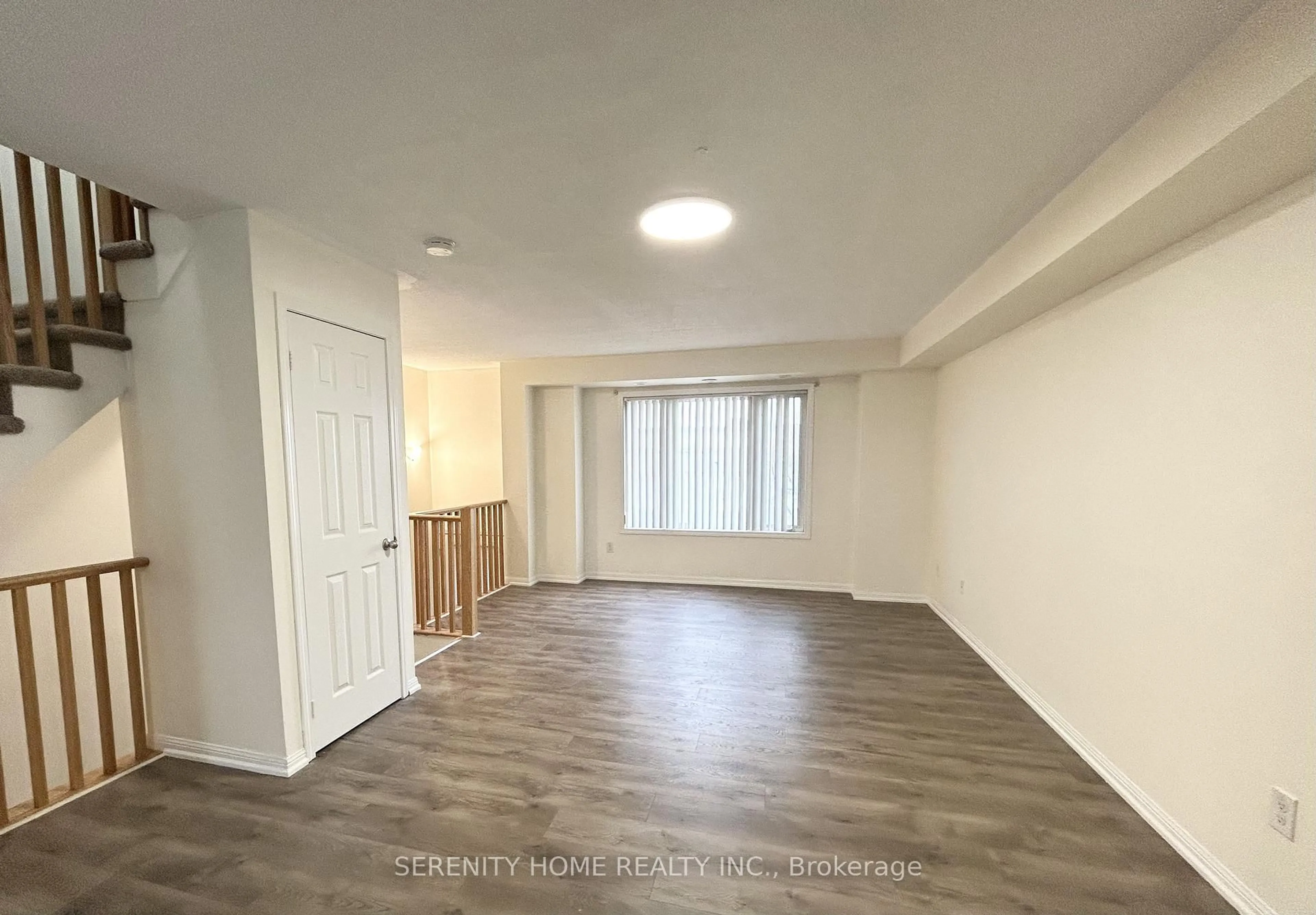A pic of a room for 2875 Hazelton Pl #10, Mississauga Ontario L5M 6J3