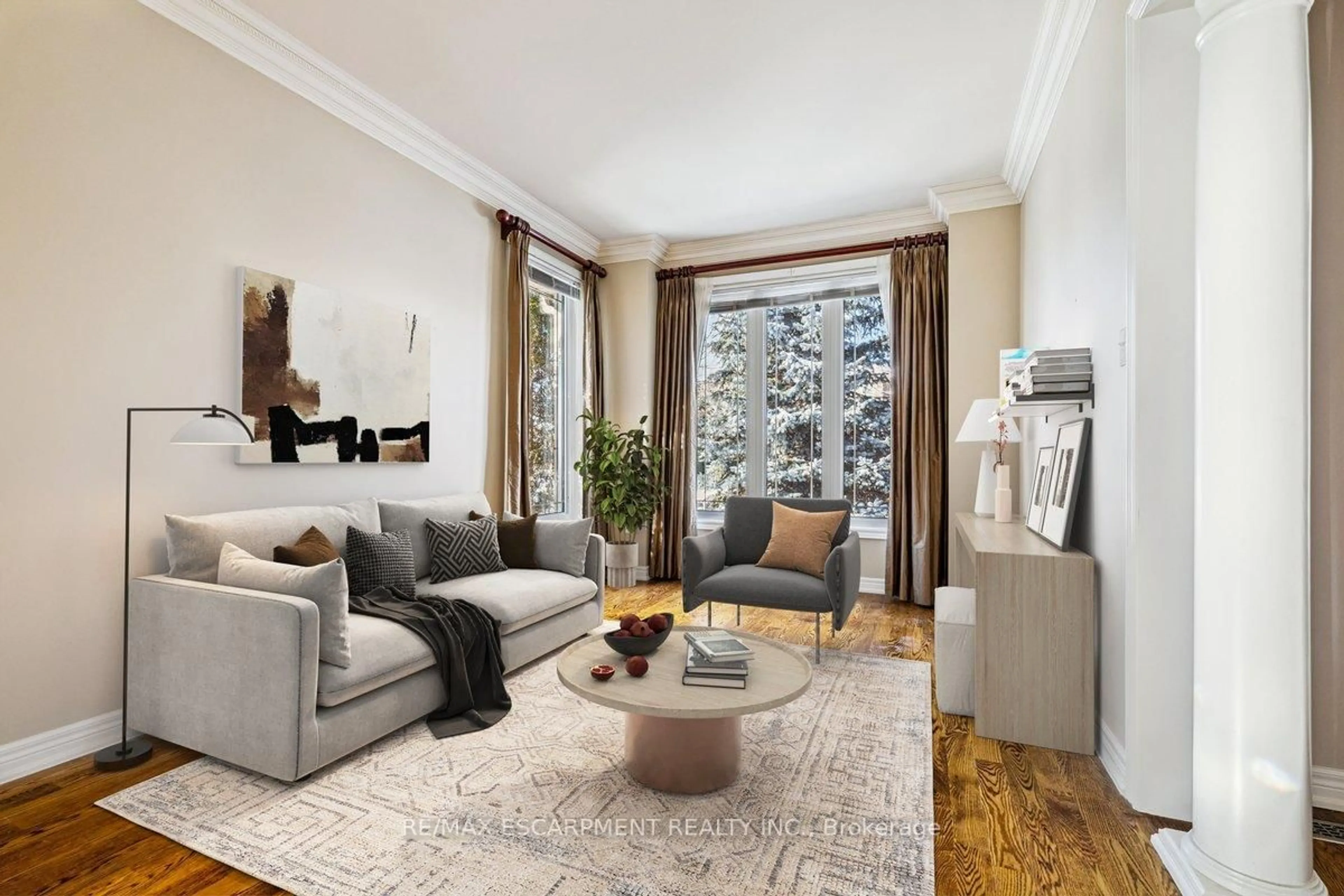 Living room with furniture, unknown for 2428 Salcome Dr, Oakville Ontario L6H 7N5