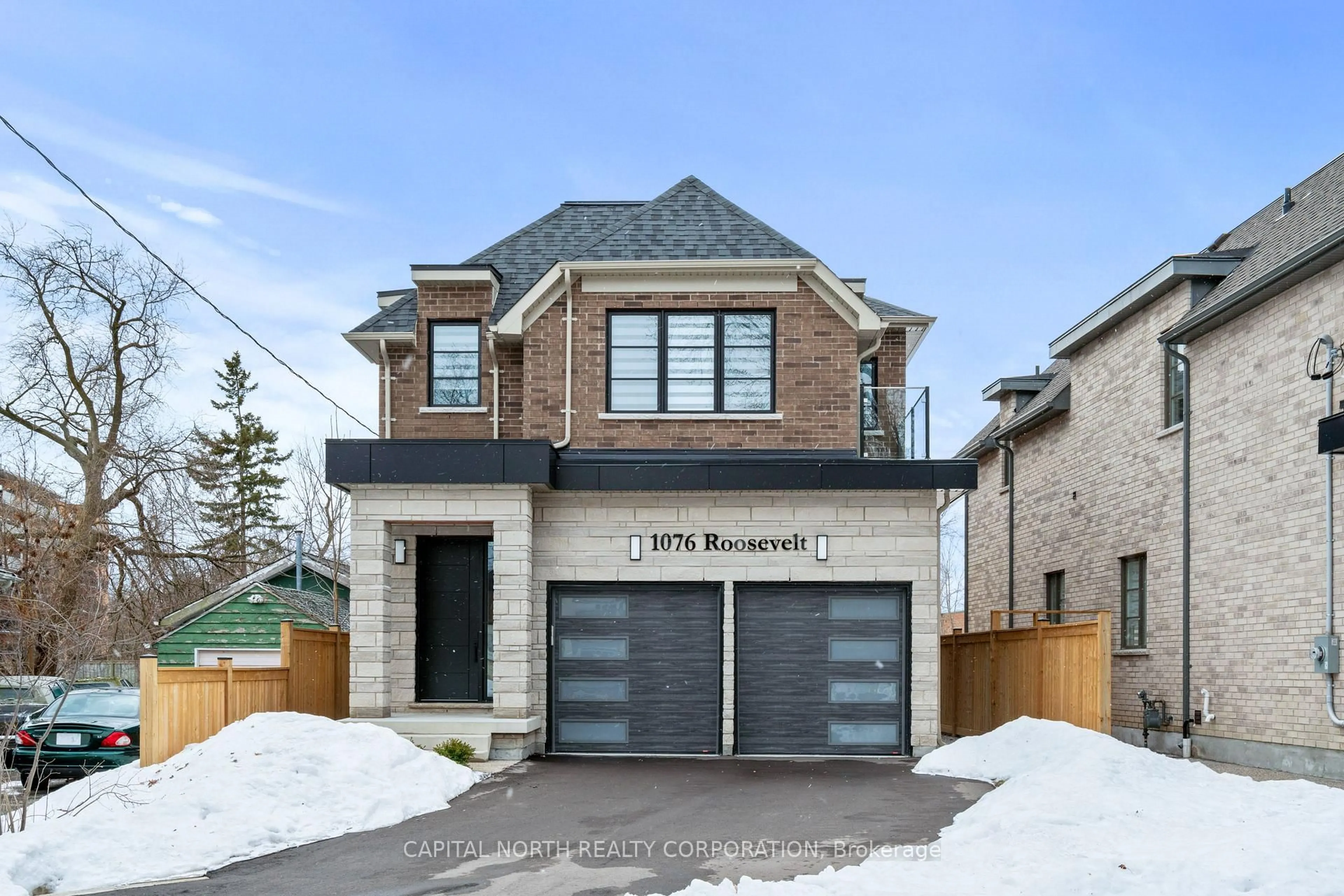 Home with brick exterior material, street for 1076 Roosevelt Rd, Mississauga Ontario L5G 3Y8
