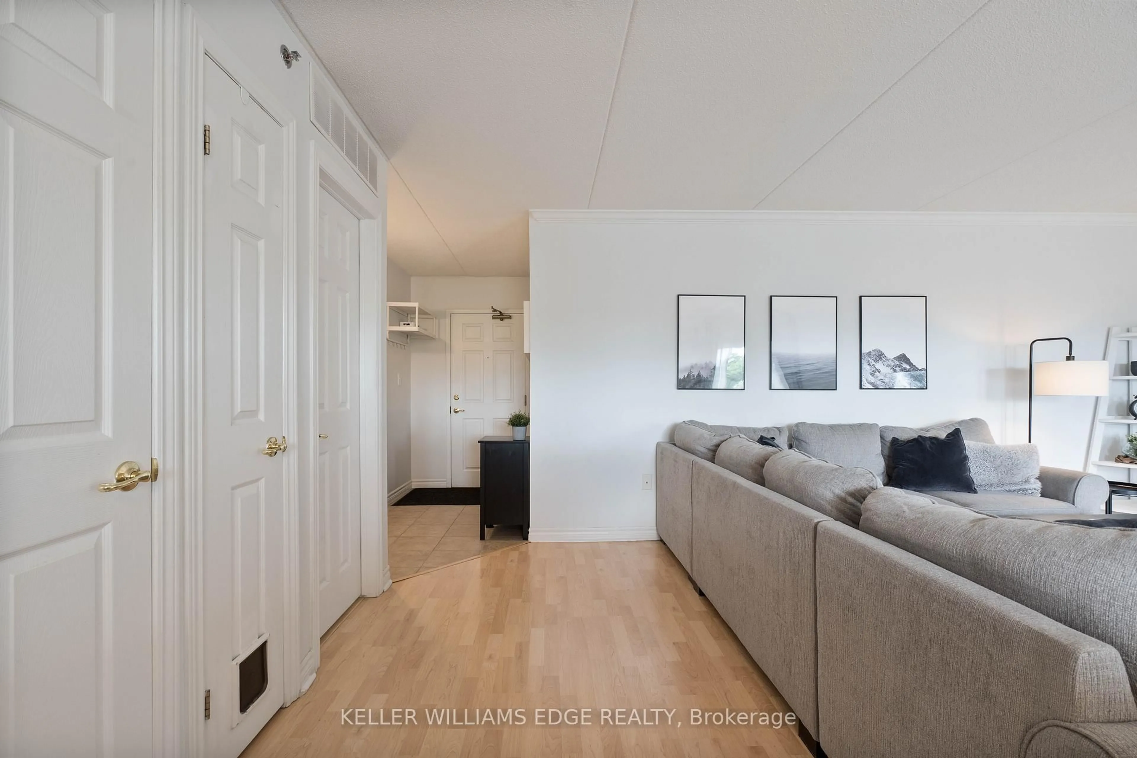 Unknown for 4450 Fairview St #304, Burlington Ontario L7L 7K7