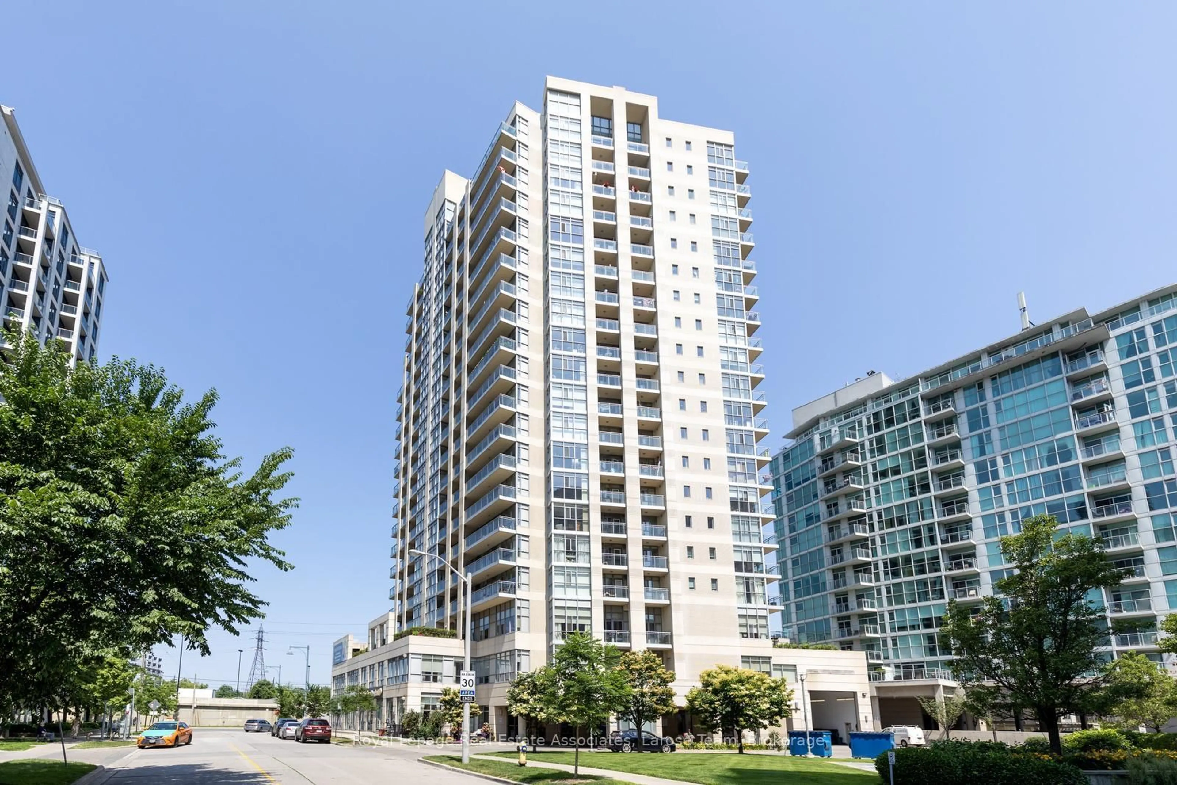 Unknown for 3 Marine Parade Dr #809, Toronto Ontario M8V 3Z5