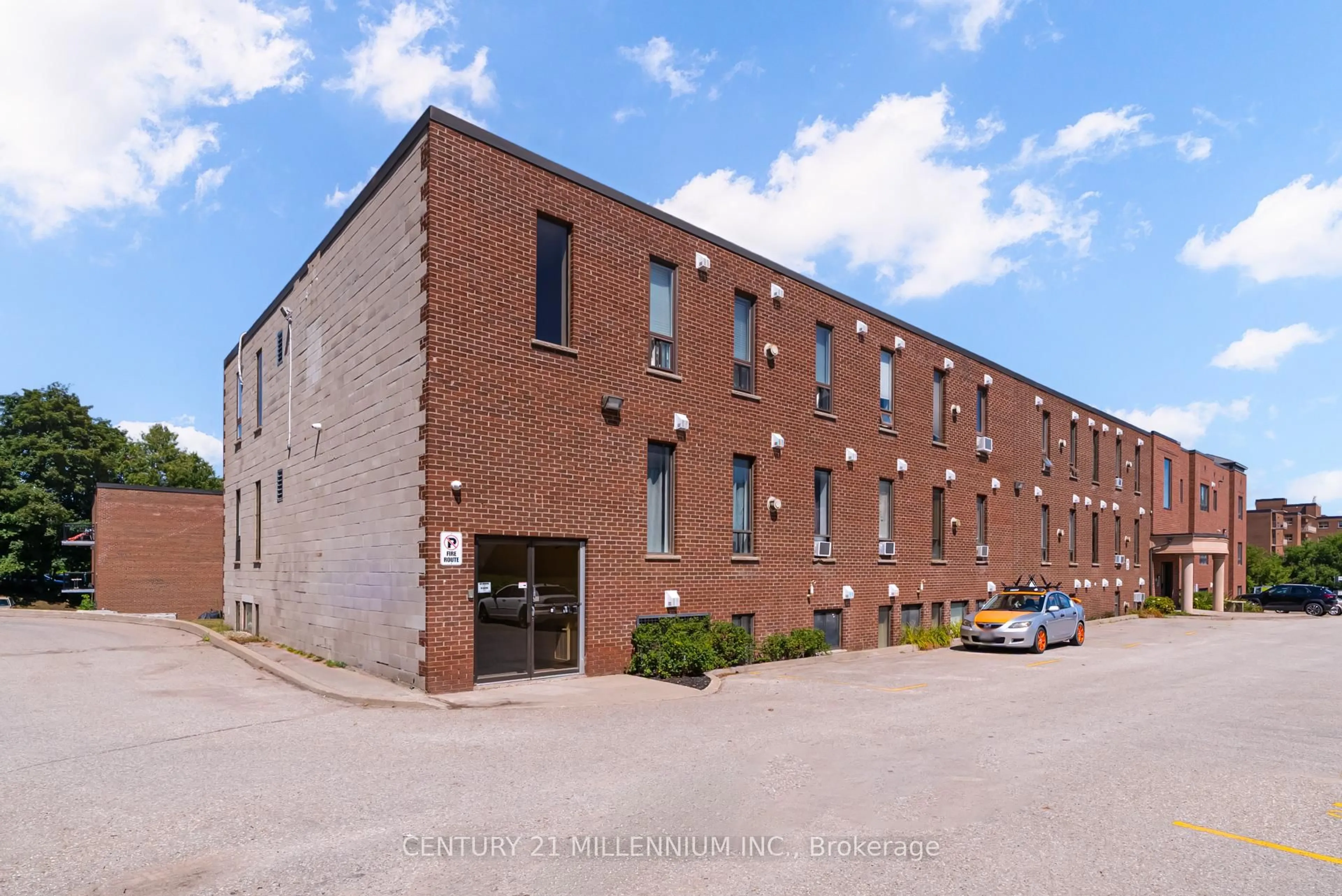 Unknown for 70 First St #206, Orangeville Ontario L9W 2E5