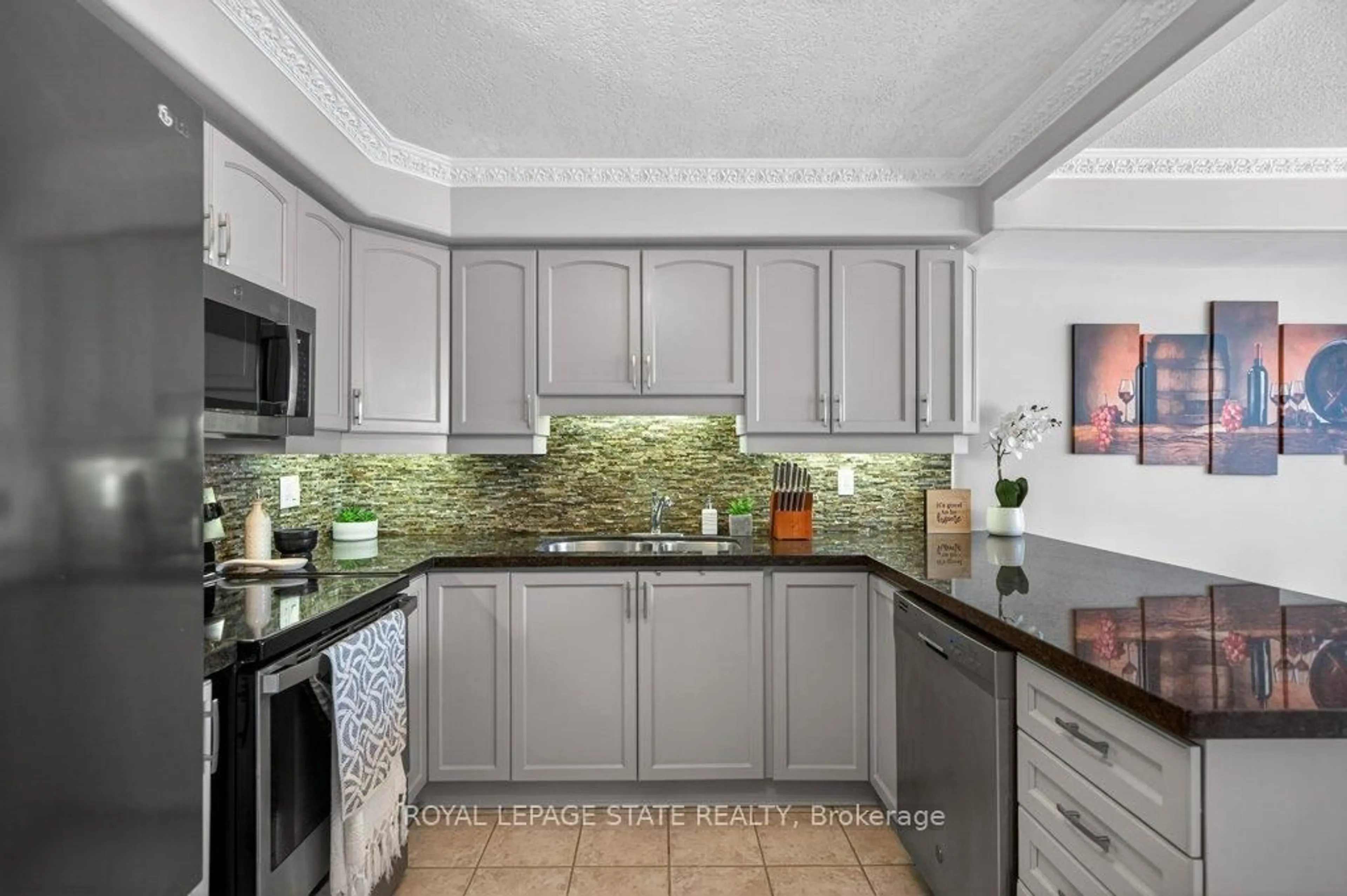 Contemporary kitchen, ceramic/tile floor for 1272 Ontario St #803, Burlington Ontario L7S 2L8