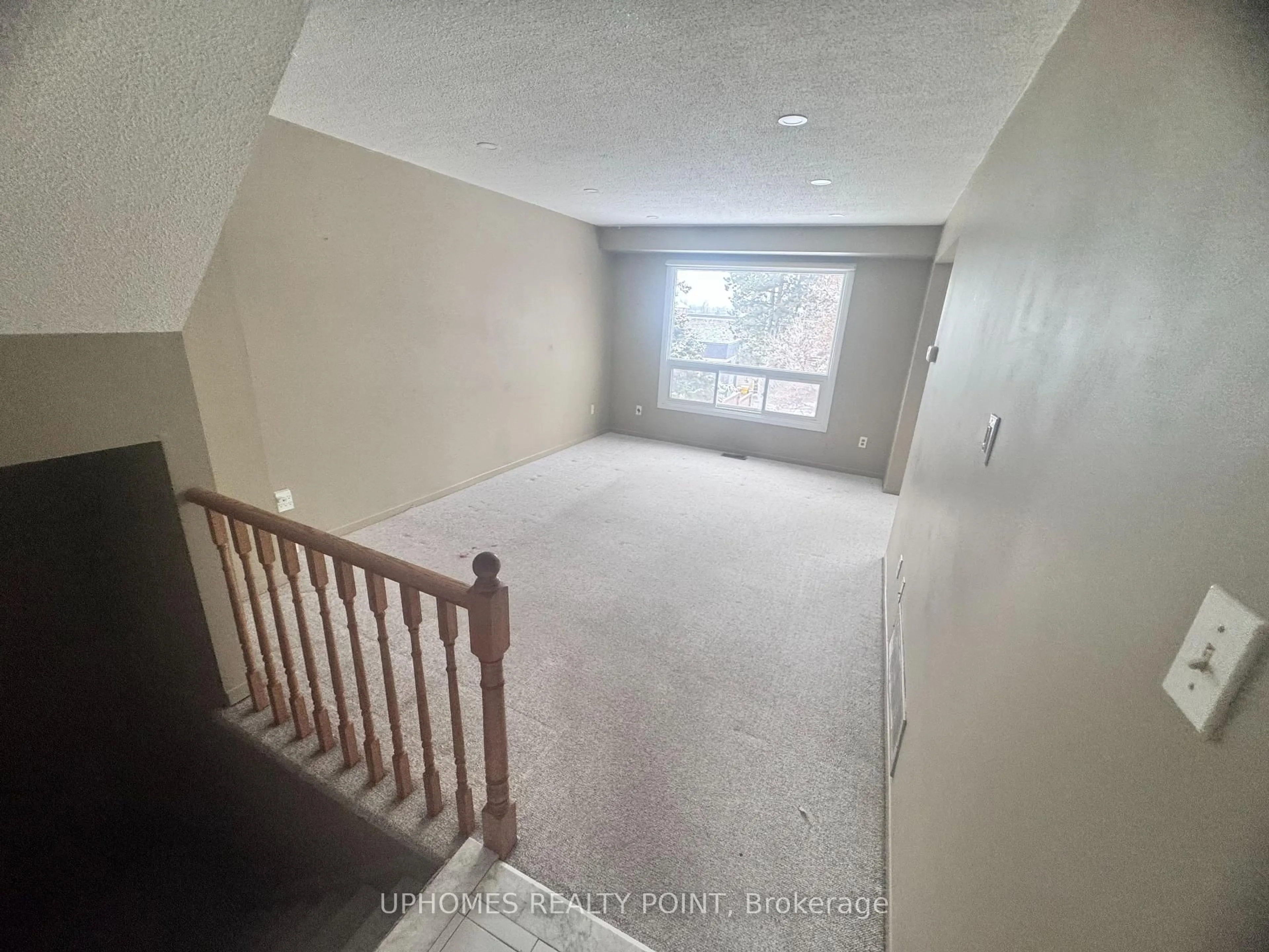 A pic of a room for 35 Northgate Blvd, Brampton Ontario L6S 4G6