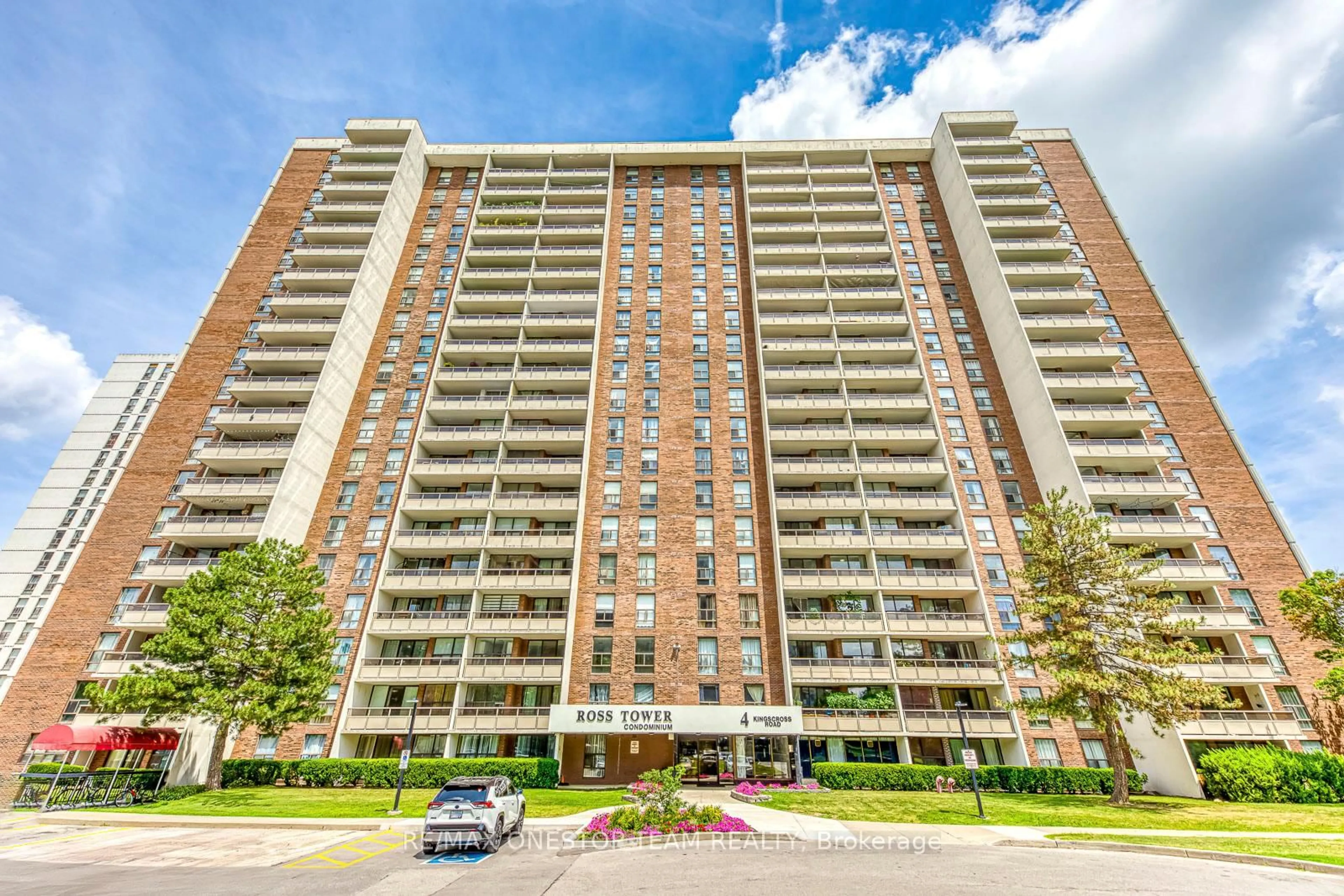 Unknown for 4 Kings Cross Rd #402, Brampton Ontario L6T 3X8