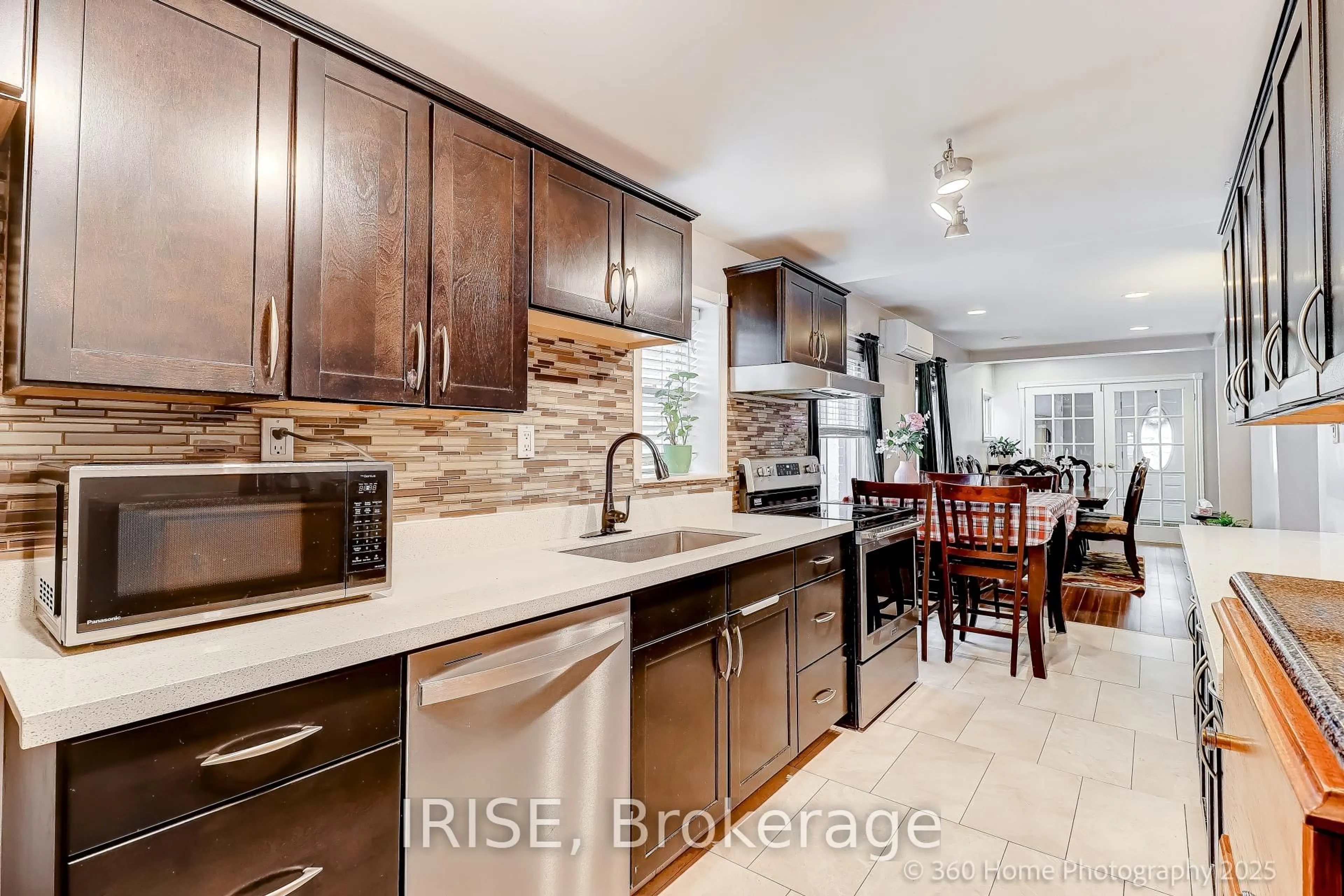 Open concept kitchen, ceramic/tile floor for 43 Mould Ave, Toronto Ontario M6N 3Z8