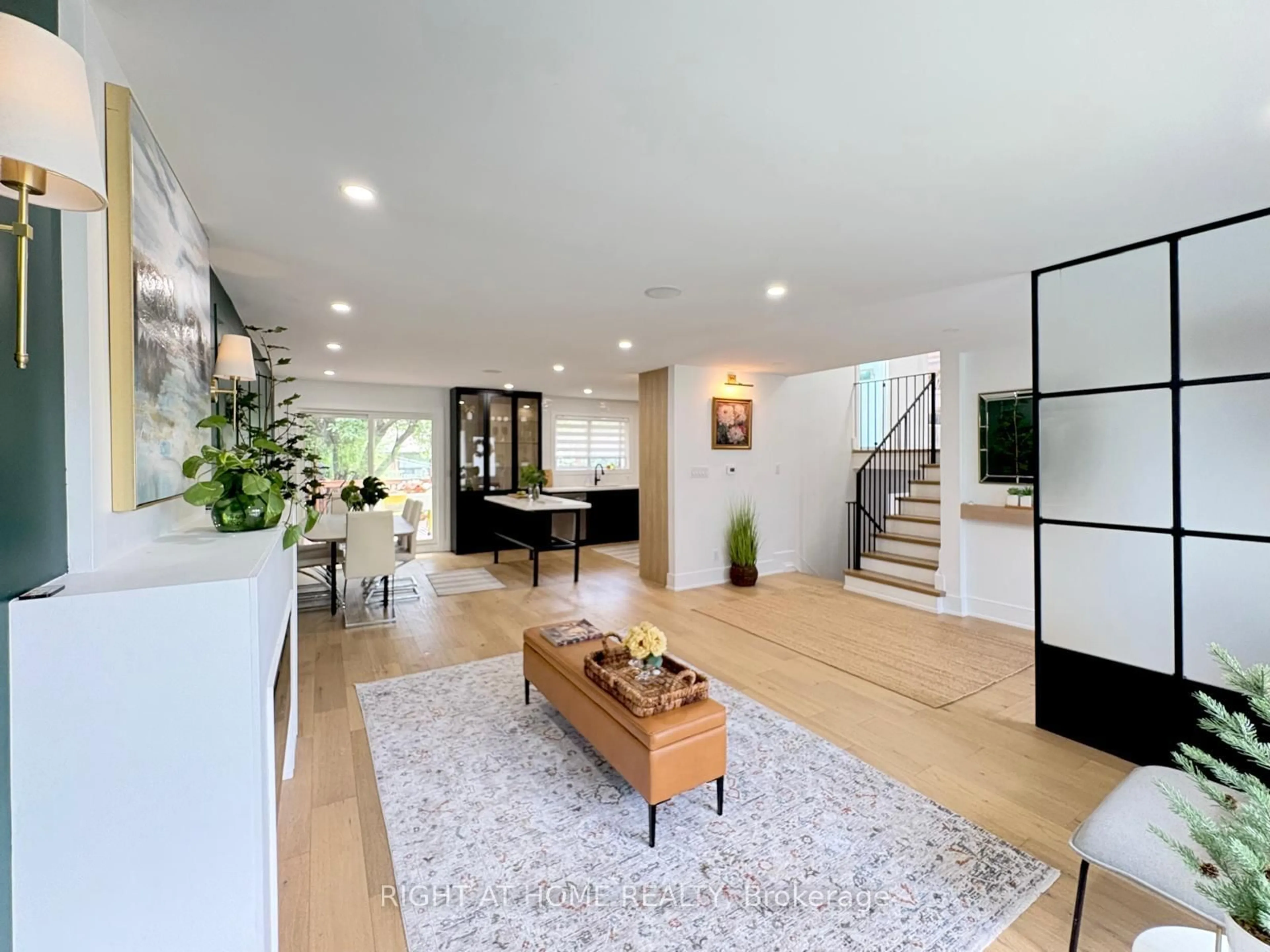 Unknown for 23 Drury Lane, Toronto Ontario M9P 1P8