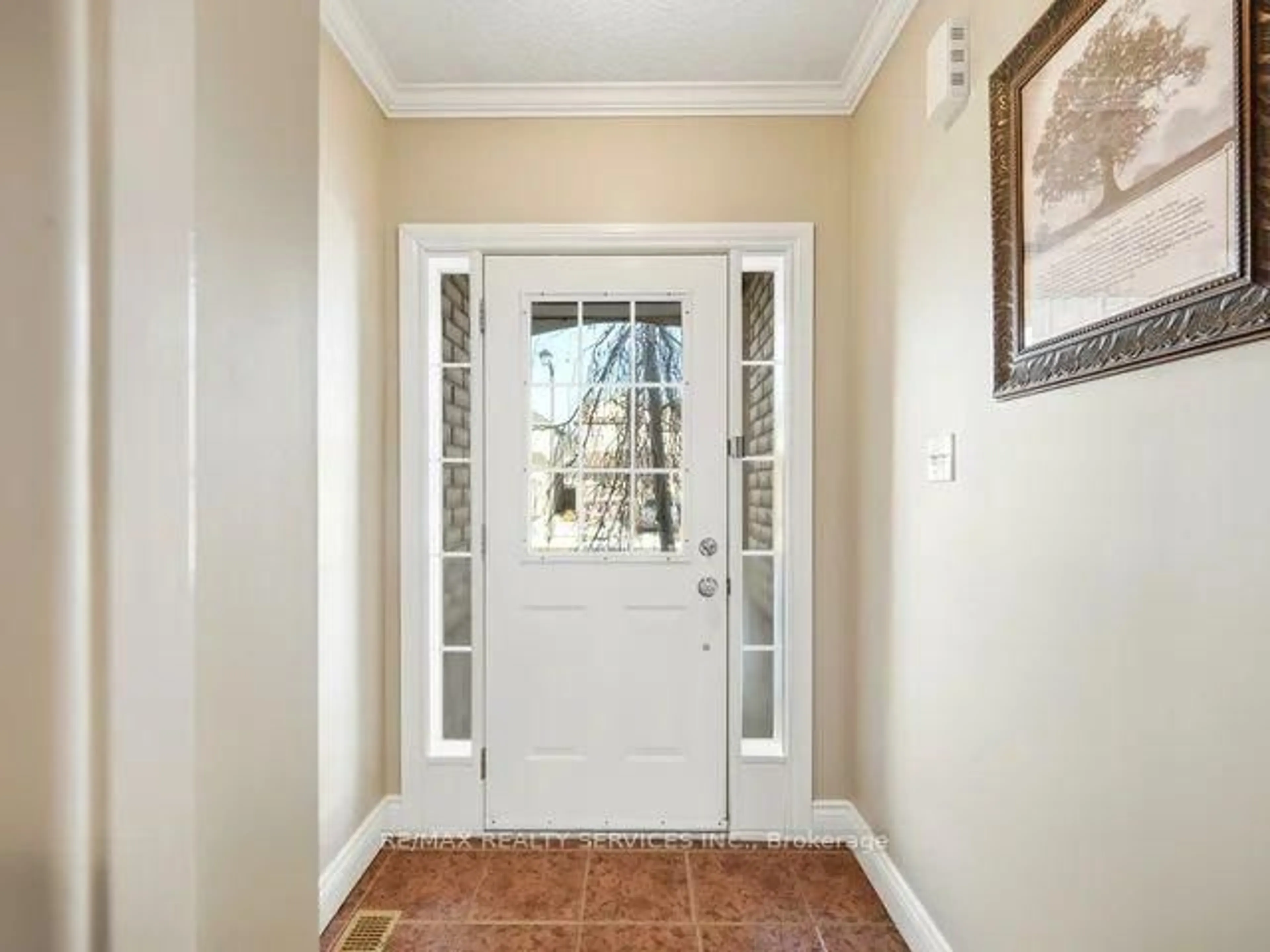 Indoor entryway for 1131 Zimmerman Cres, Milton Ontario L9T 5T2