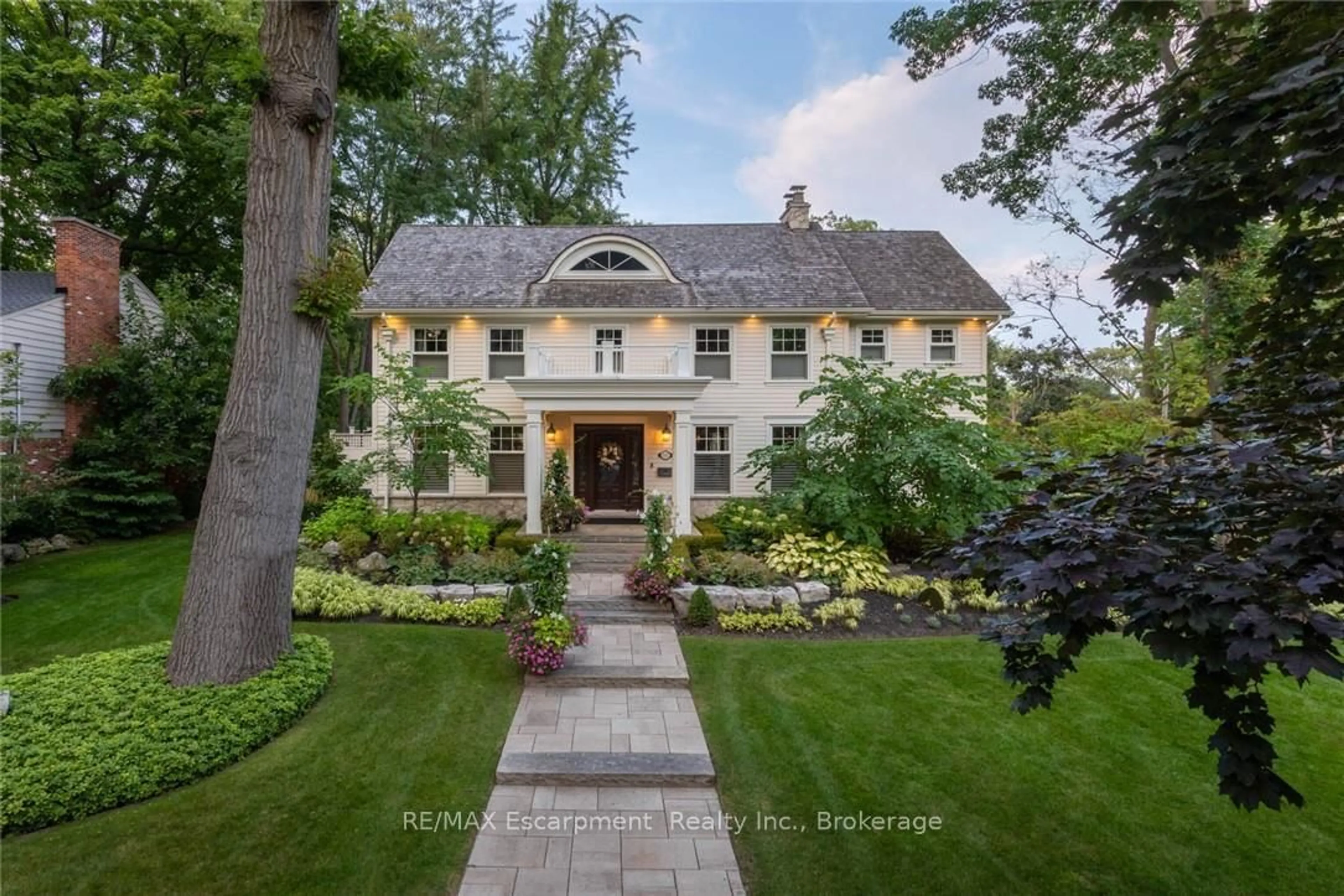 Home with brick exterior material, street for 347 EAST HART Cres, Burlington Ontario L7N 1P8