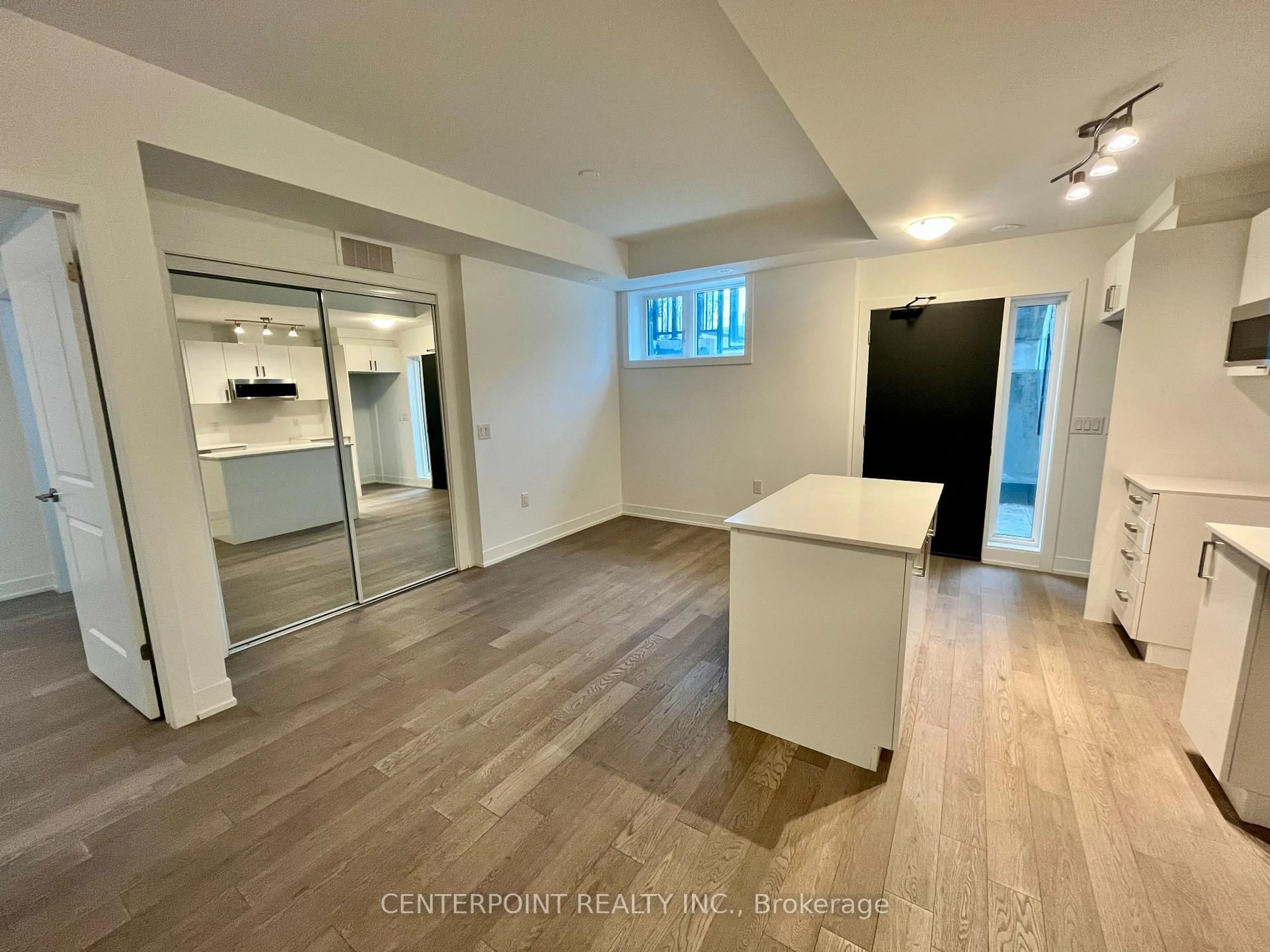 A pic of a room for 1115 Douglas Mccurdy Common #101, Mississauga Ontario L5G 0C6