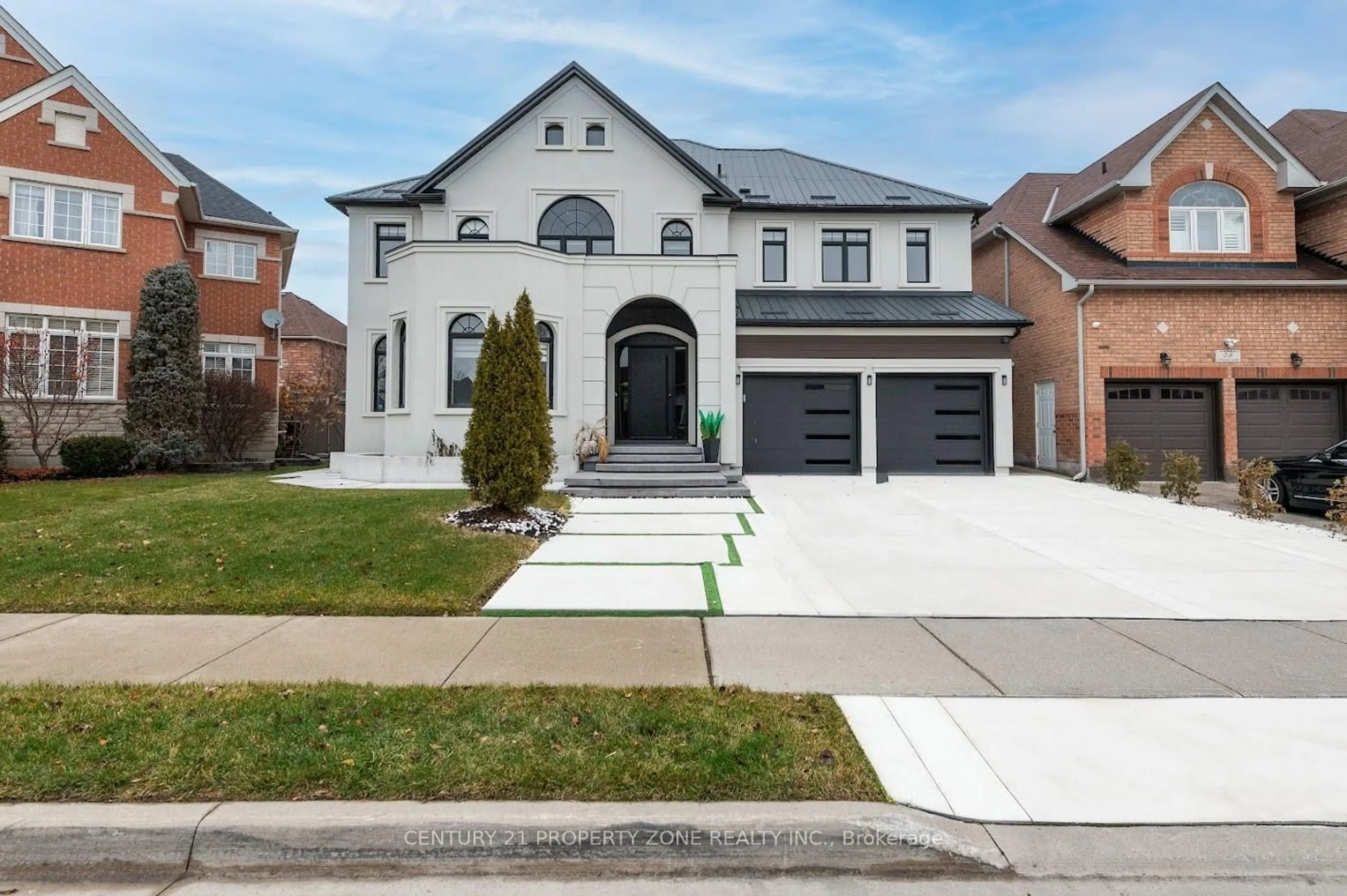 Home with brick exterior material, street for 30 Grouse Lane, Brampton Ontario L6Y 5L1
