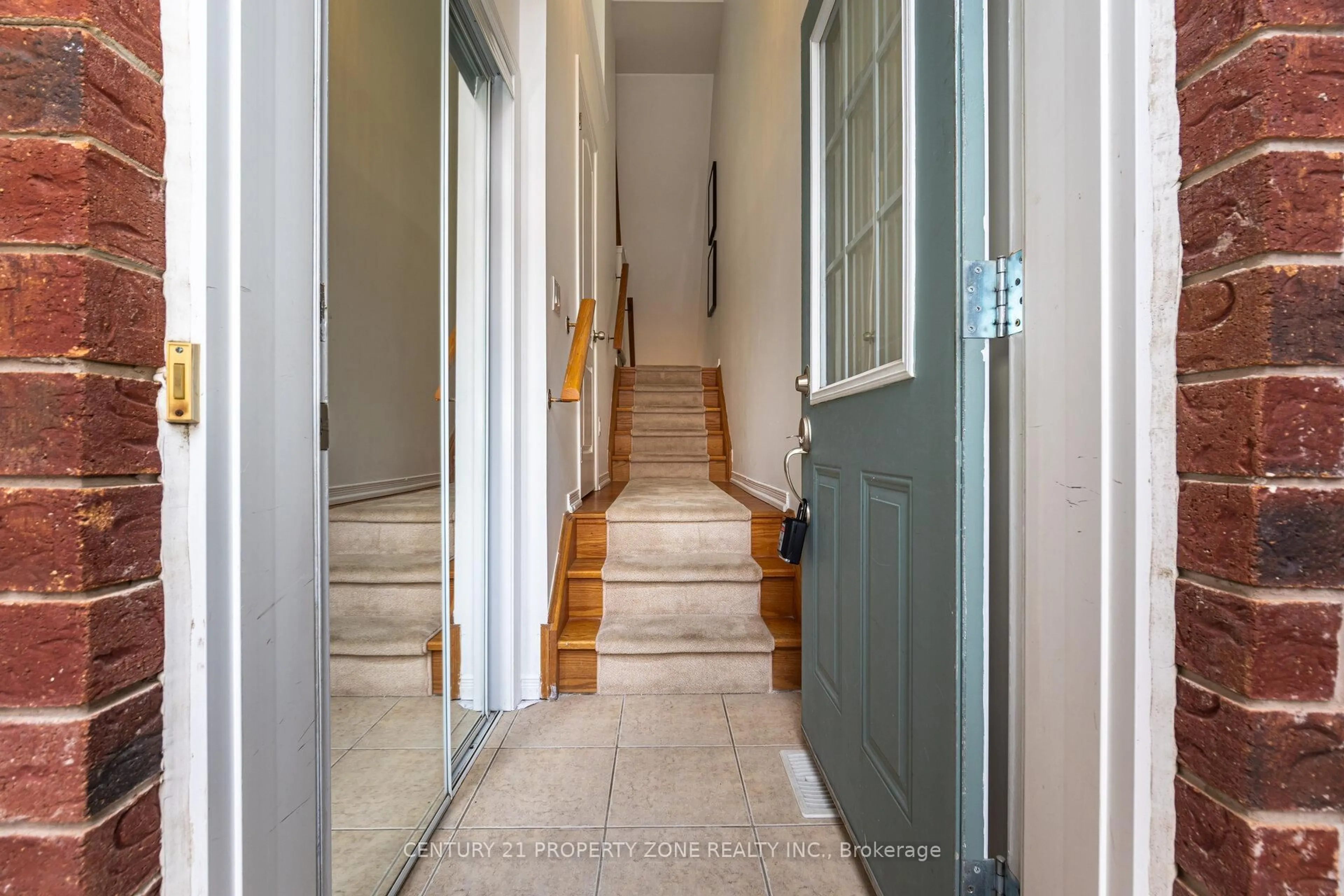 Unknown for 7186 Triumph Lane, Mississauga Ontario L5N 0C5