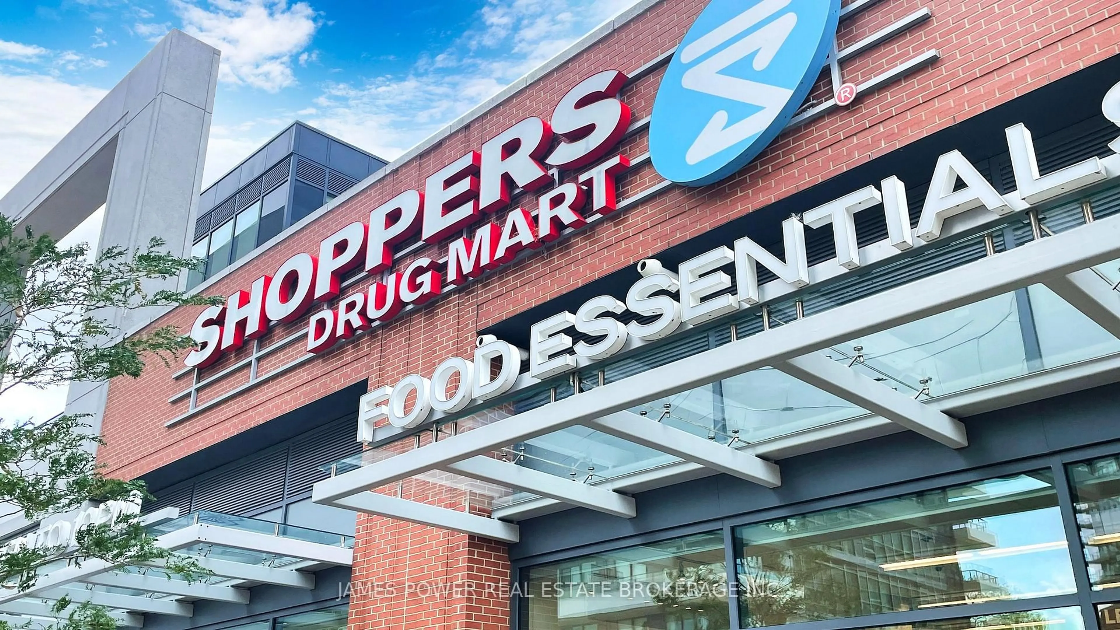 Indoor foyer for 2200 Lake Shore Blvd #1007, Toronto Ontario M8V 1A4