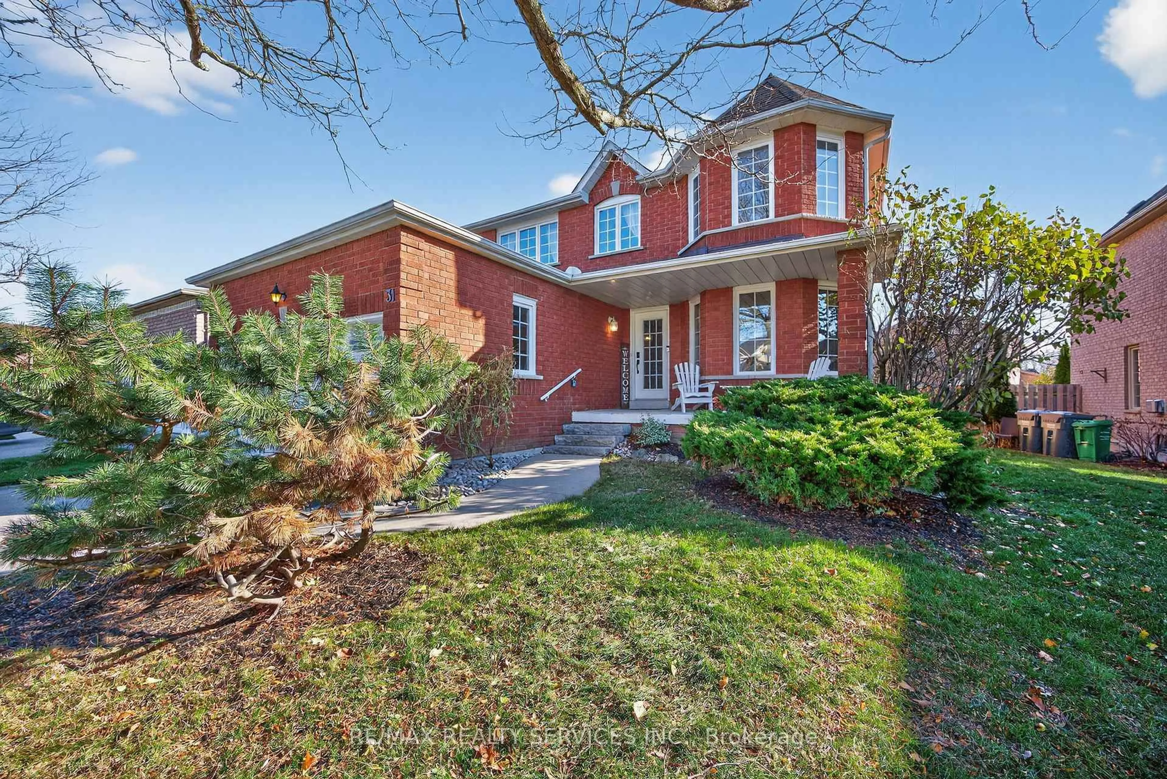 Home with brick exterior material, street for 31 Gardenia Way, Caledon Ontario L7C 1B1