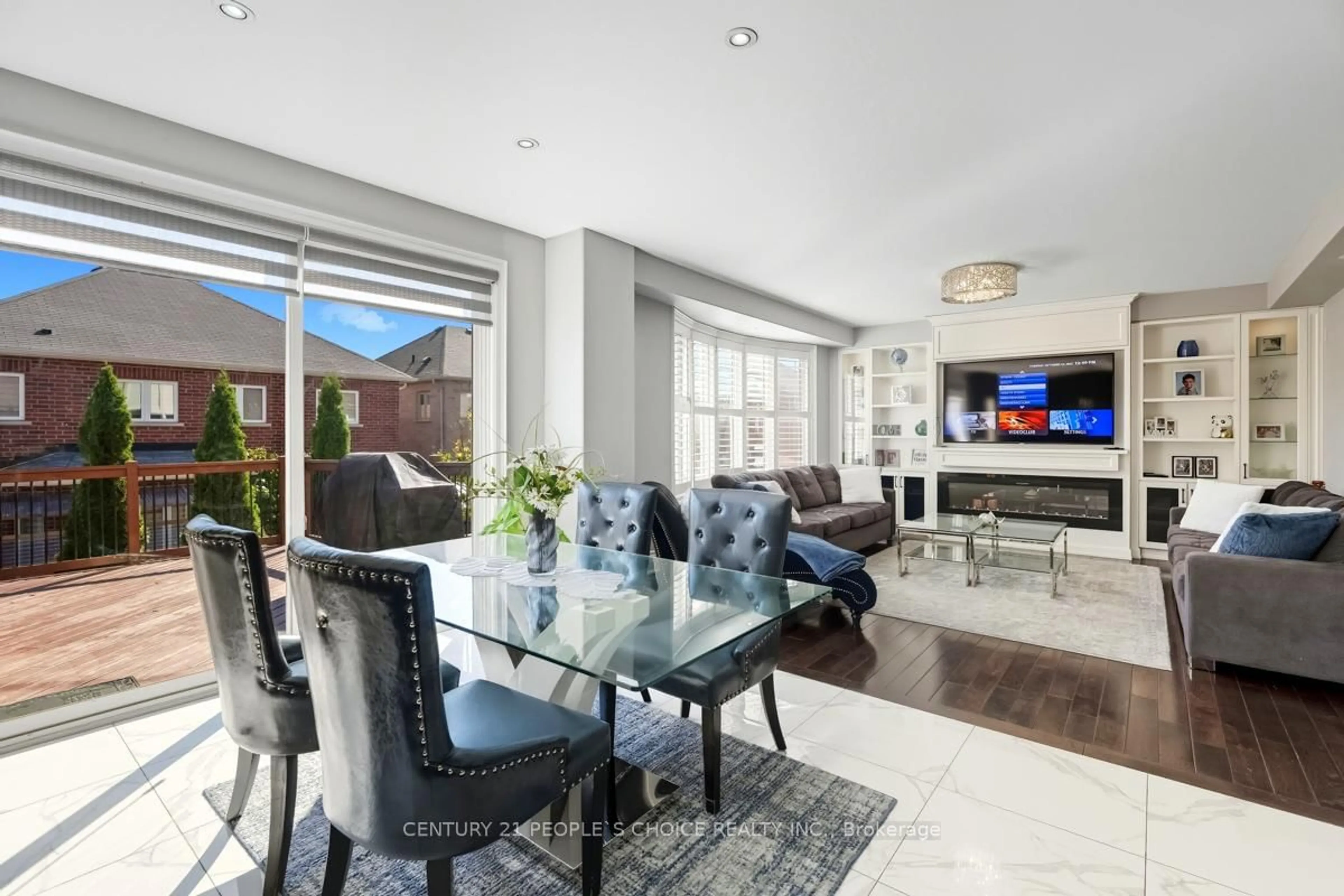 Dining room, ceramic/tile floor for 318 Laundon Terr, Milton Ontario L9T 7N9