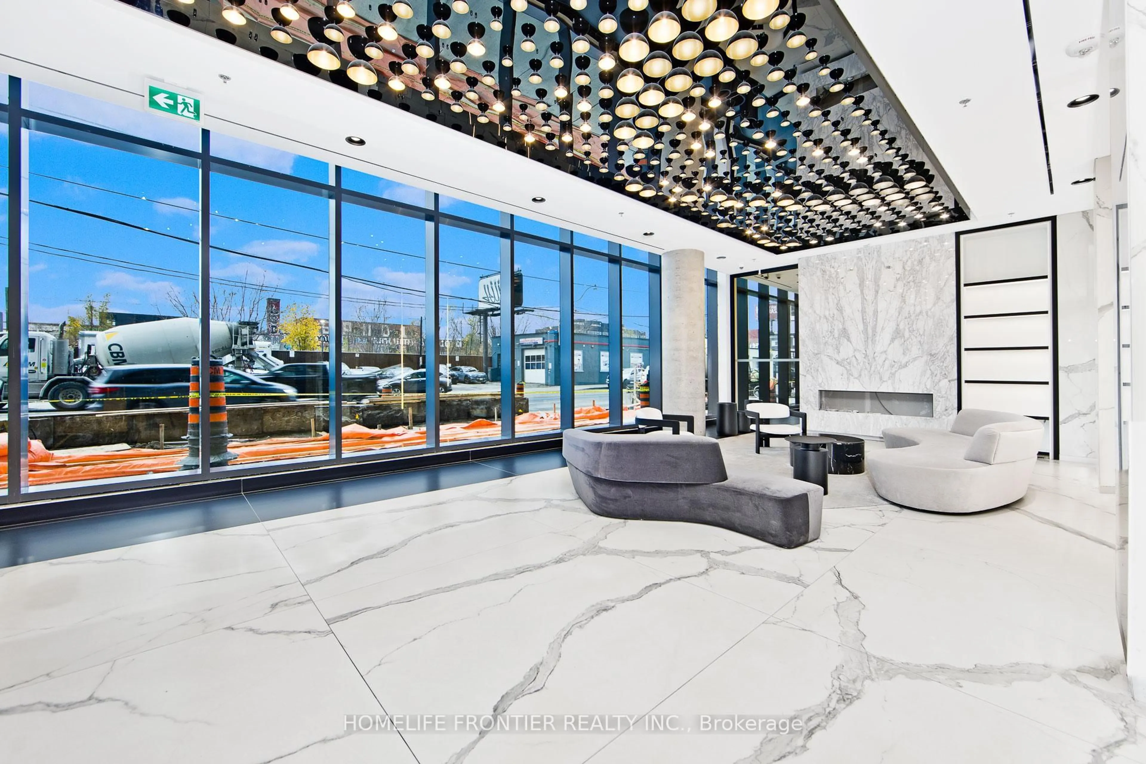 Lobby for 1285 Dupont St #2805, Toronto Ontario M6H 0E3