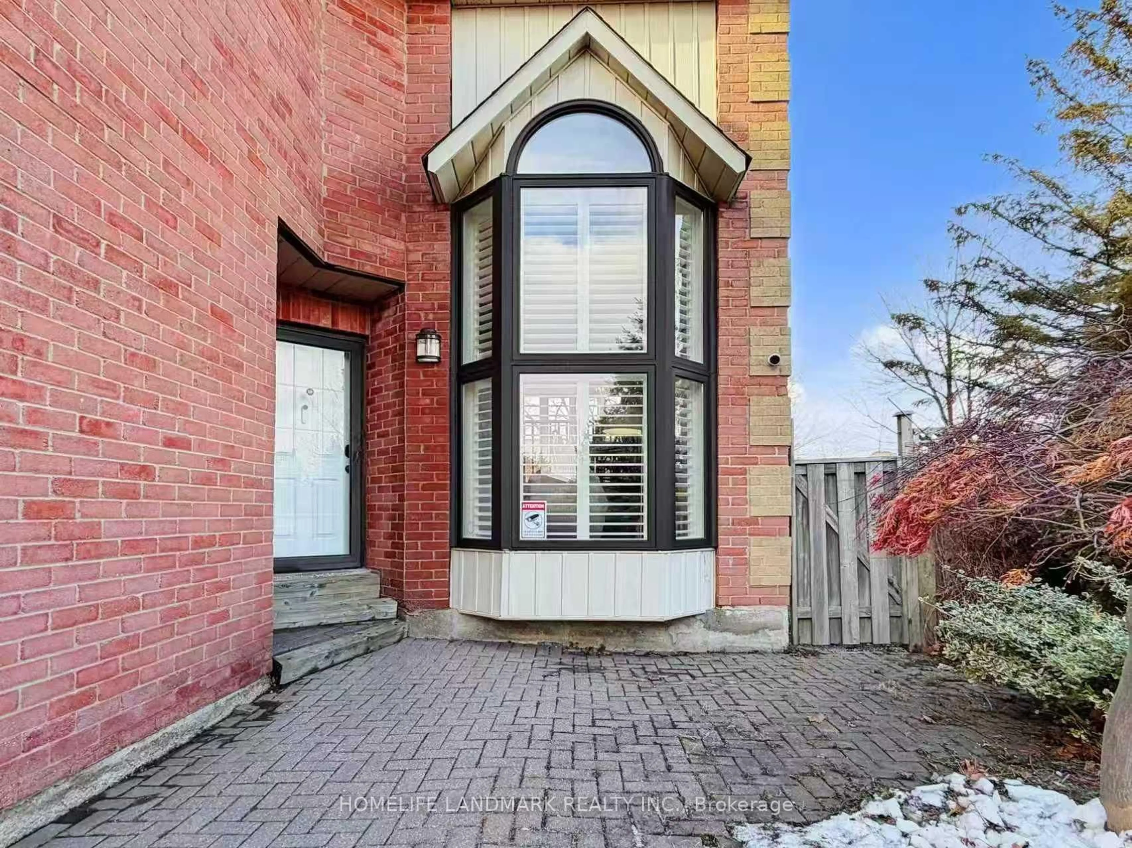 Home with brick exterior material, street for 837 APPLE GATE Crt, Mississauga Ontario L5C 4L8