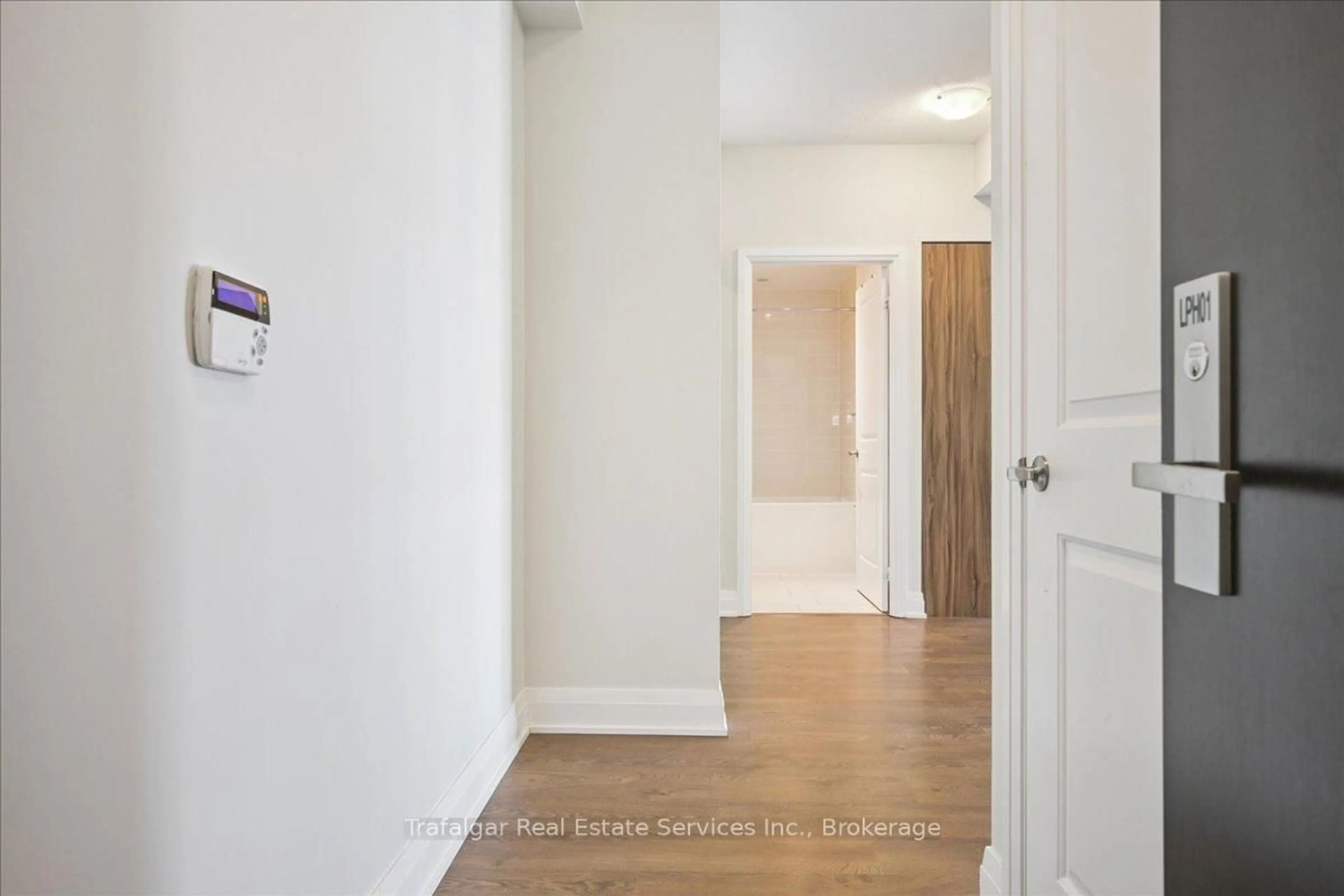 Unknown for 55 Speers Rd #LPH01, Oakville Ontario L6K 0H9