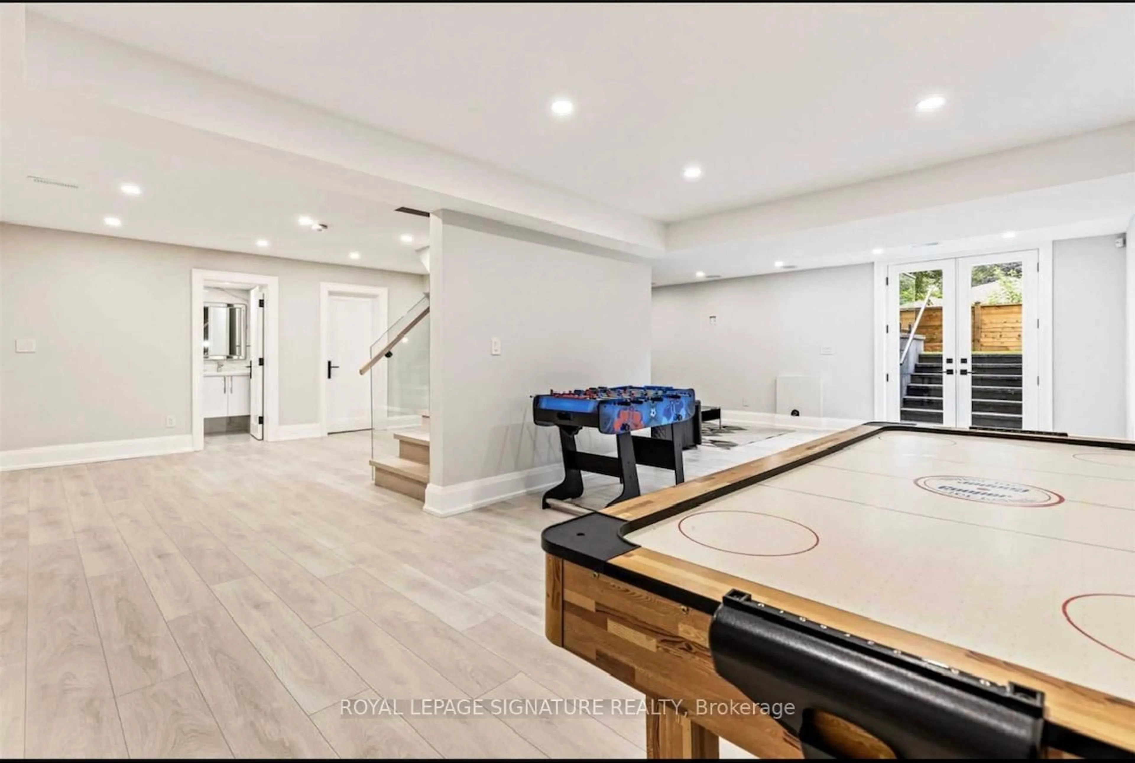 Unknown for 2506 Camilla Rd, Mississauga Ontario L5A 2K5