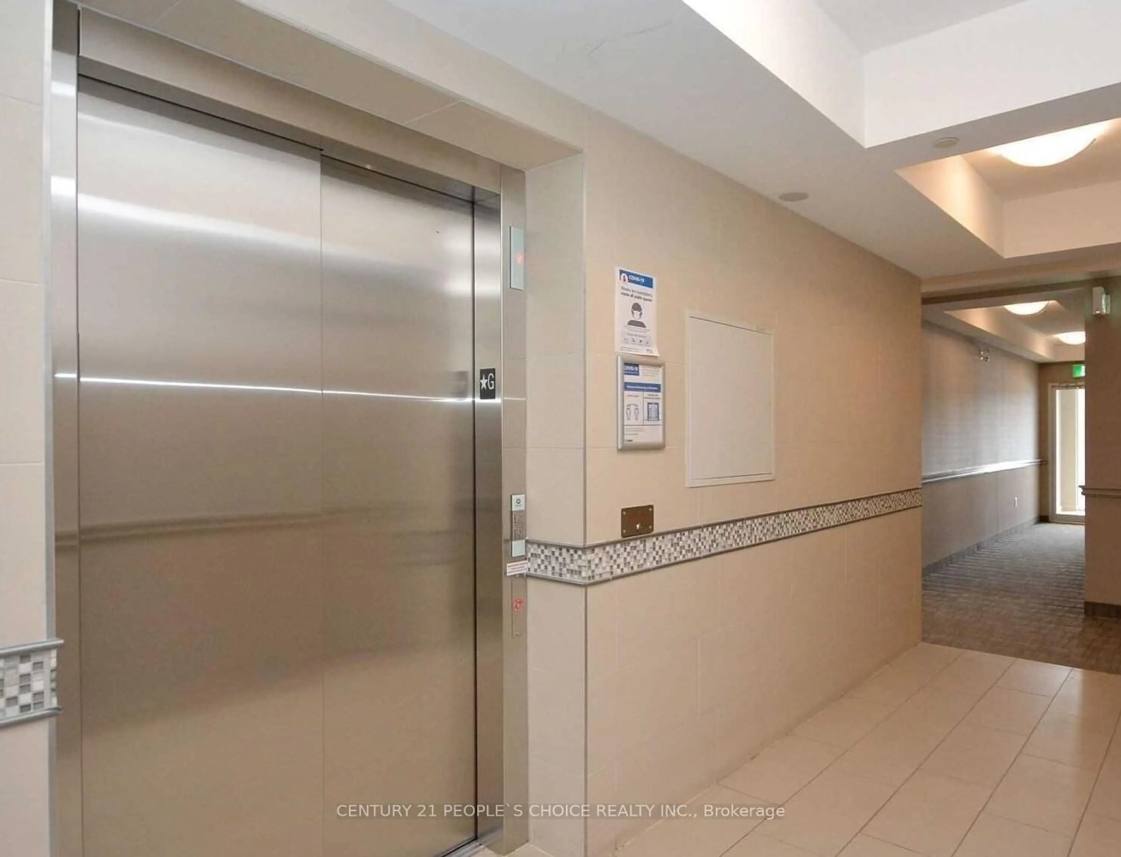 Indoor foyer for 54 Sky Harbour Dr #309, Brampton Ontario L7A 0A1