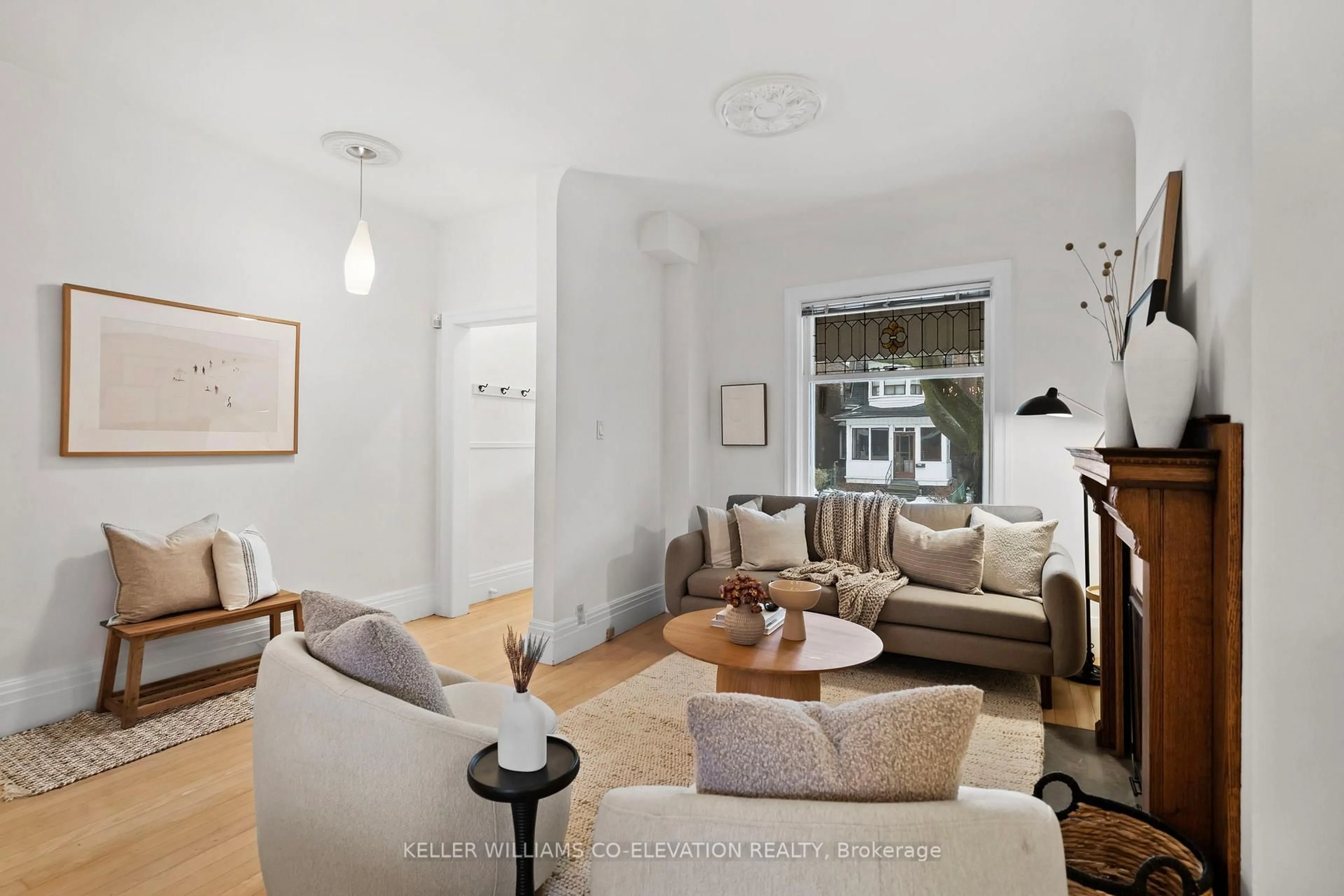 Living room with furniture, unknown for 49 Grenadier Rd, Toronto Ontario M6R 1R1