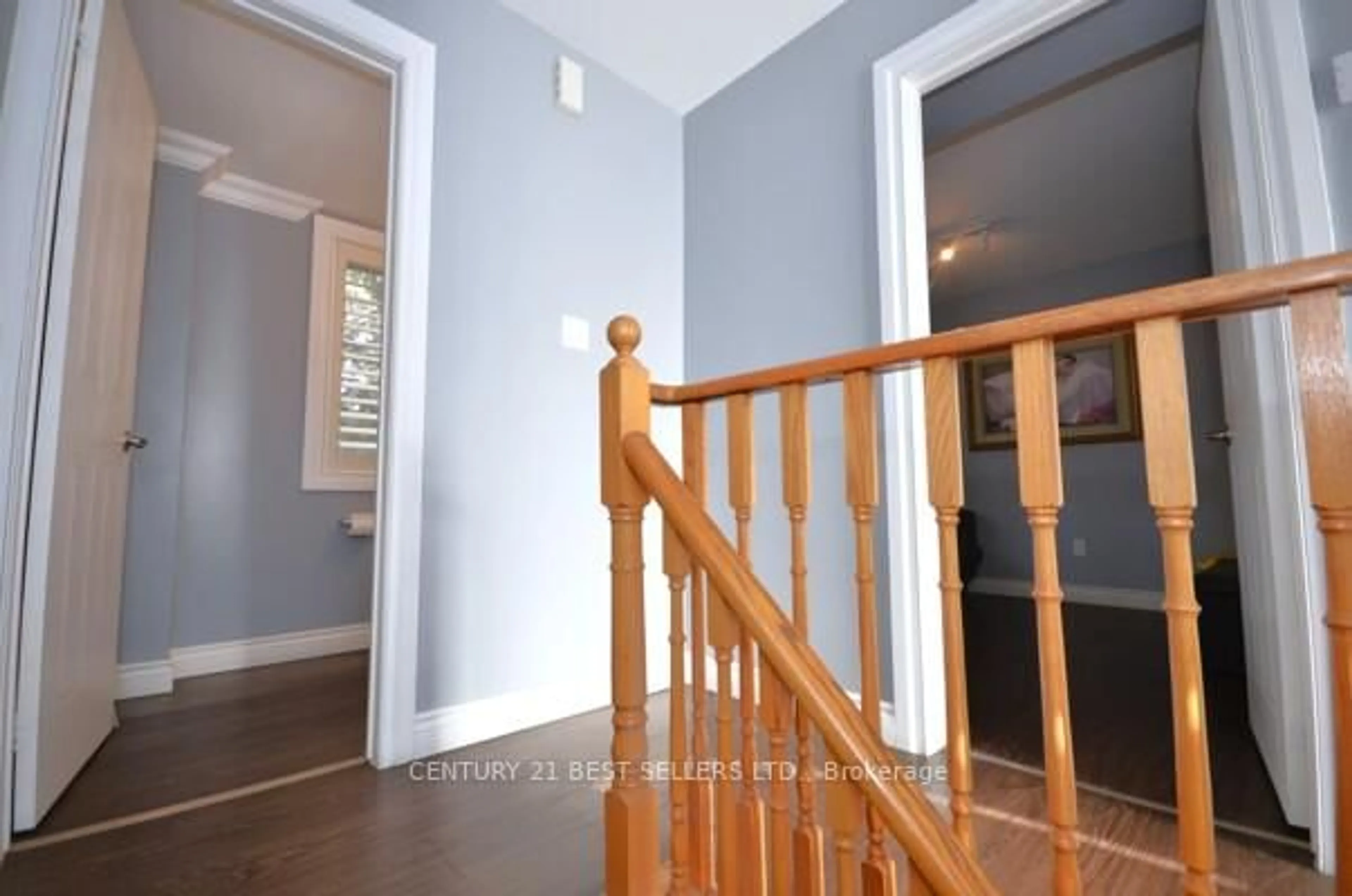 Unknown for 107 Bristol Rd #100, Mississauga Ontario L4Z 3P6