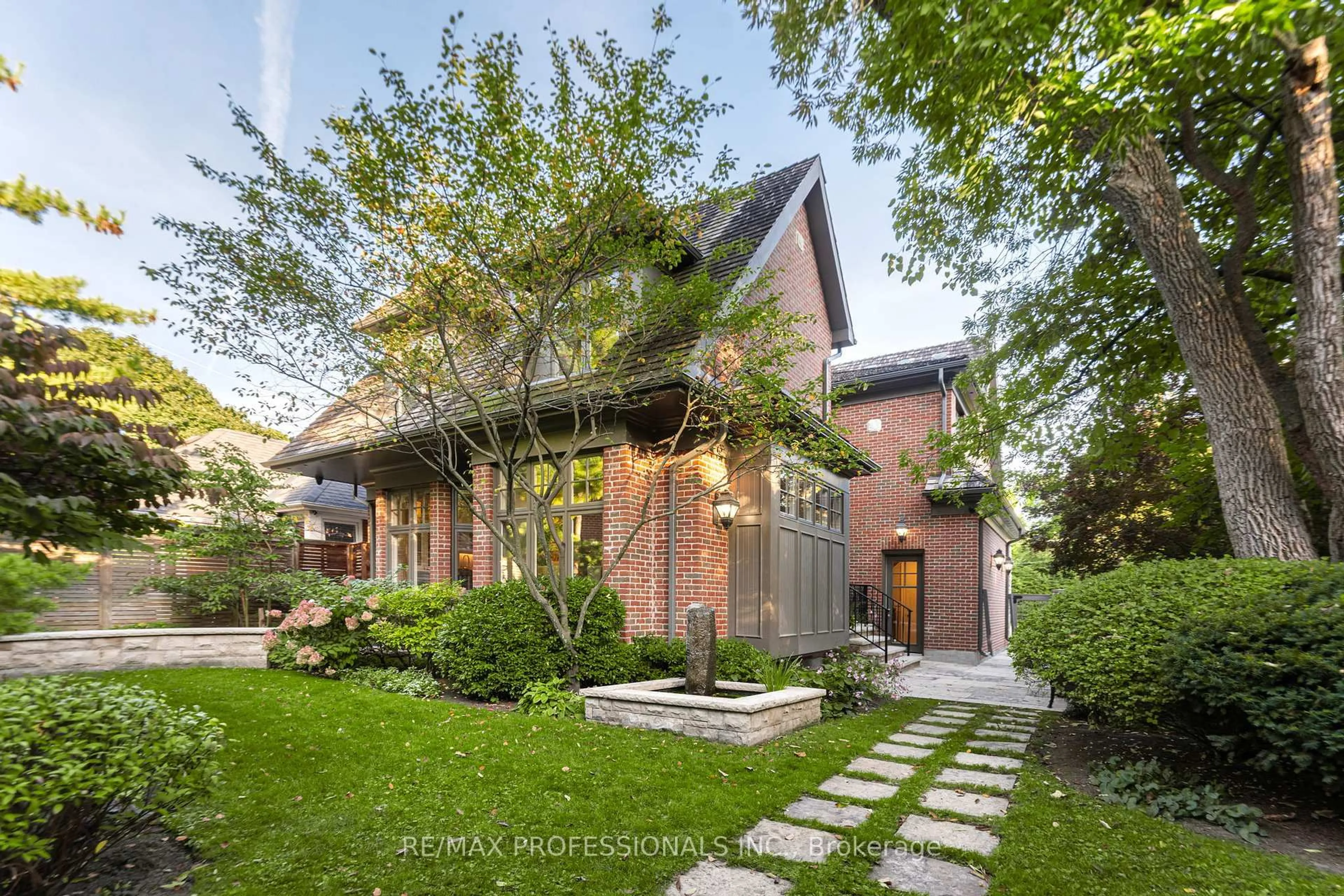 Home with brick exterior material, street for 80 Kingsway Cres, Toronto Ontario M8X 2R6