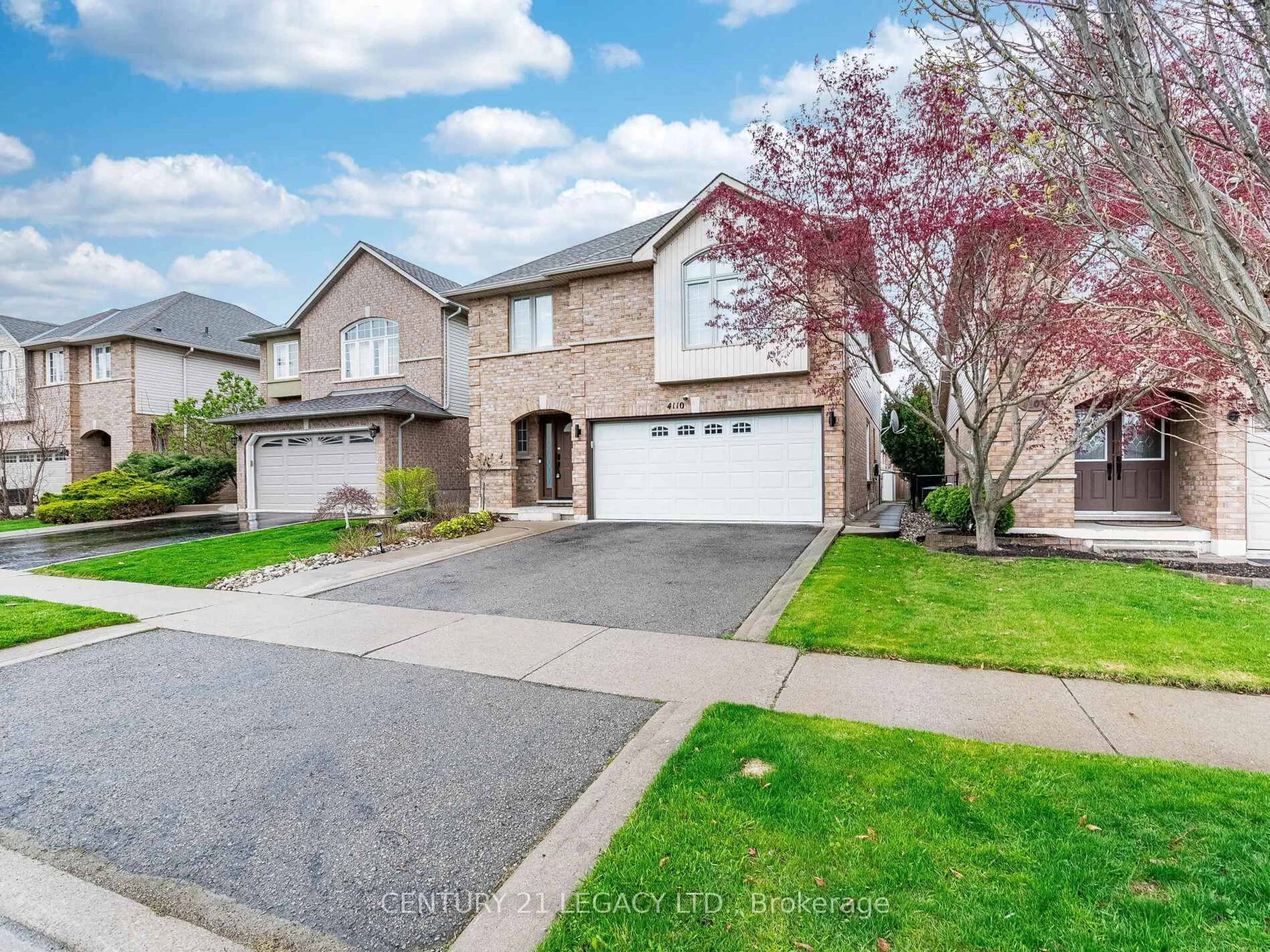 Unknown for 4110 Forest Run Ave, Burlington Ontario L7M 4L7