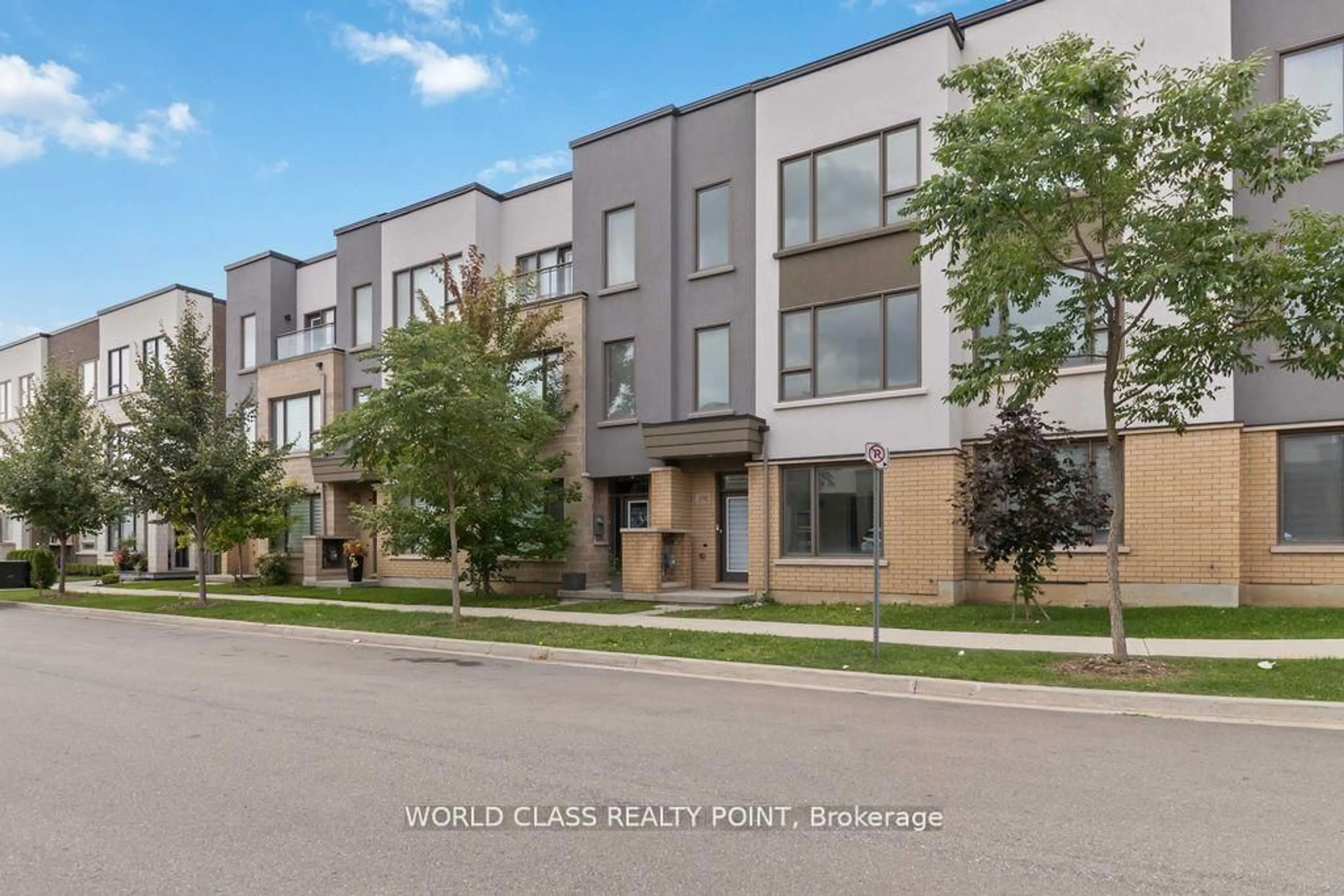 Unknown for 3192 Mintwood Circ, Oakville Ontario L6H 0P1