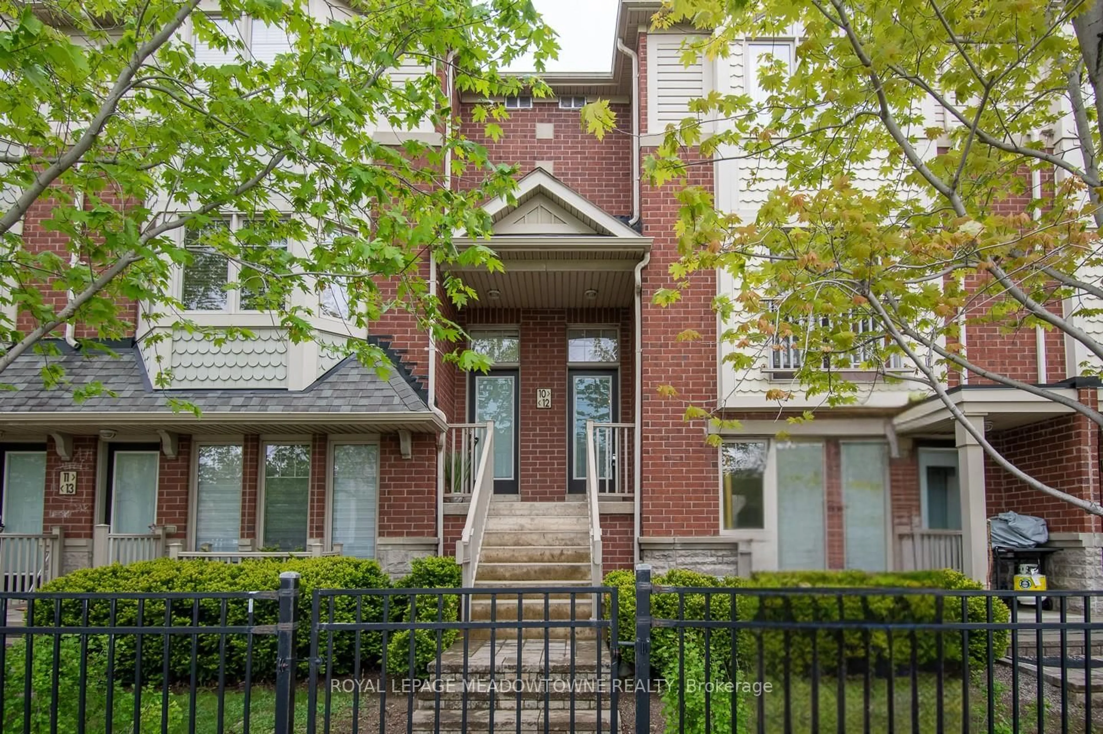 Home with brick exterior material, street for 3355 Thomas St #10, Mississauga Ontario L5M 0N7