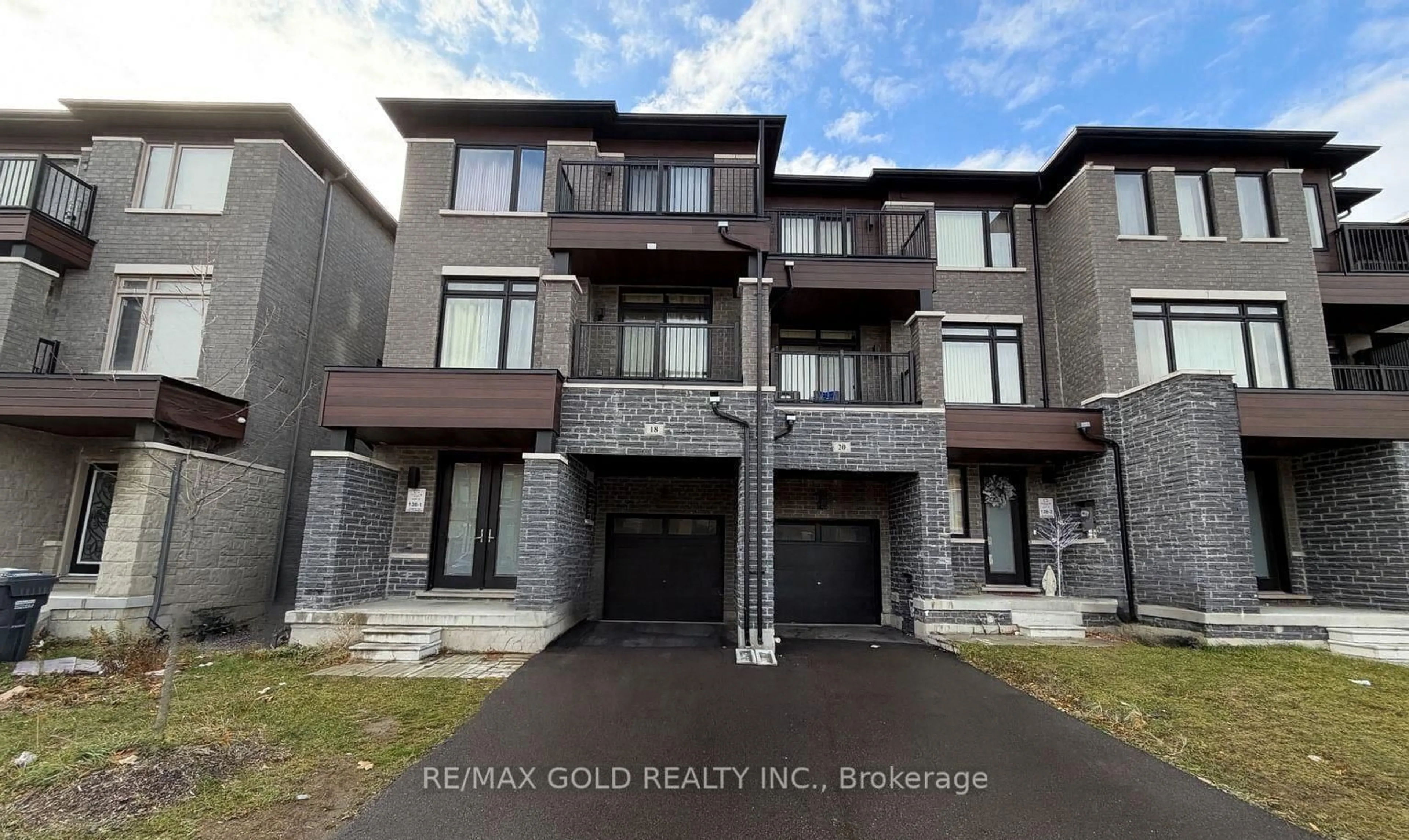 Home with brick exterior material, building for 18 Haydrop Rd, Brampton Ontario L6P 4P3