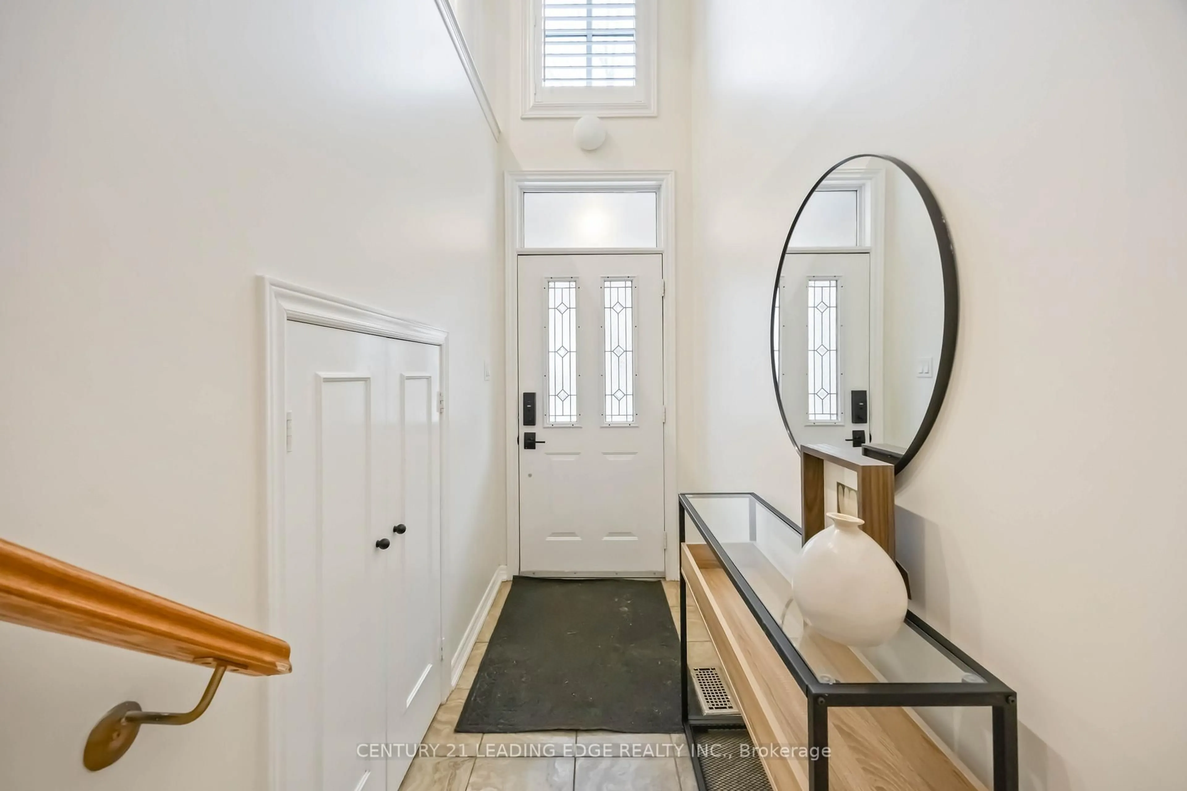 Indoor entryway for 50 SAN REMO Terr #57, Toronto Ontario M8Z 6C6