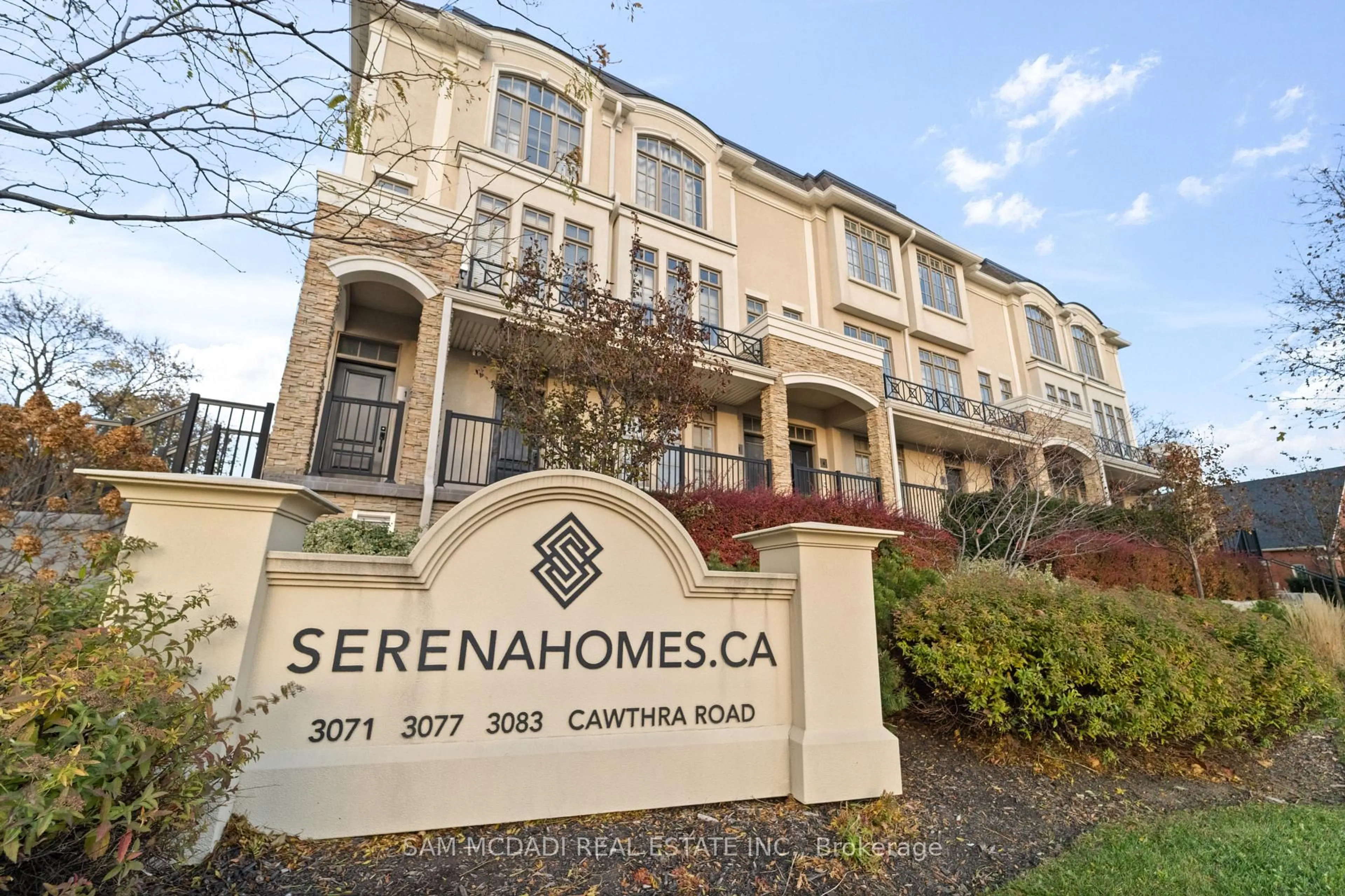 Unknown for 3083 Cawthra Rd #23, Mississauga Ontario L5A 2X4