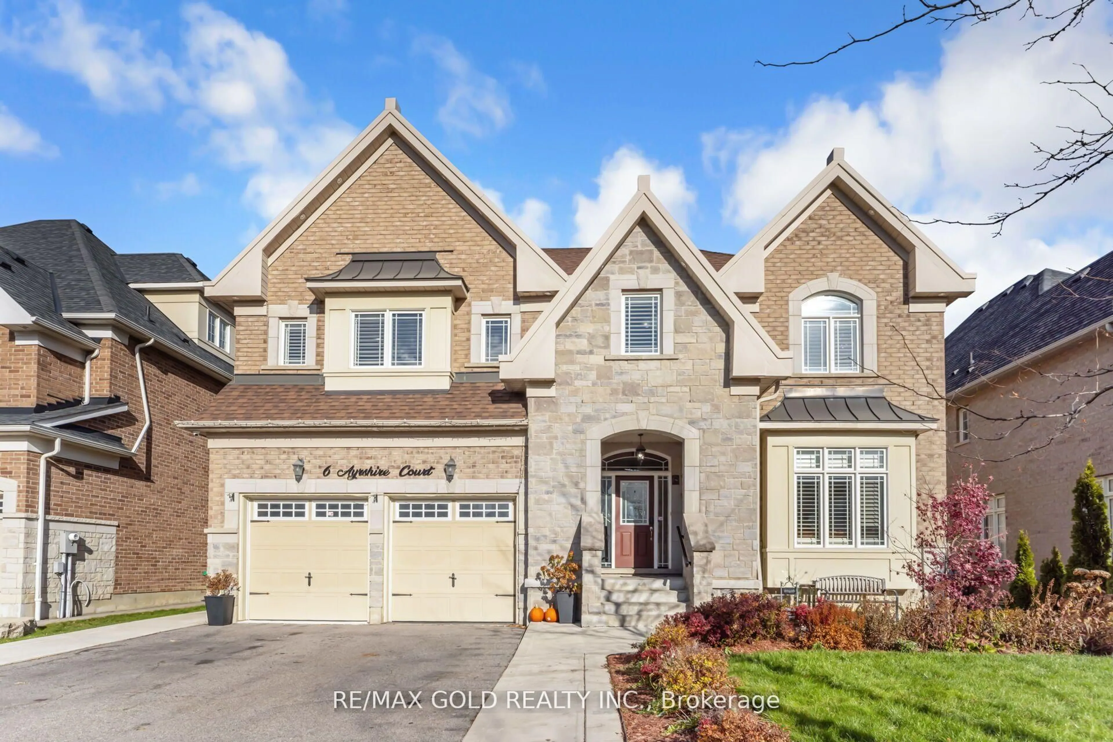 Home with brick exterior material, street for 6 Ayrshire Crt, Brampton Ontario L6Z 0G6