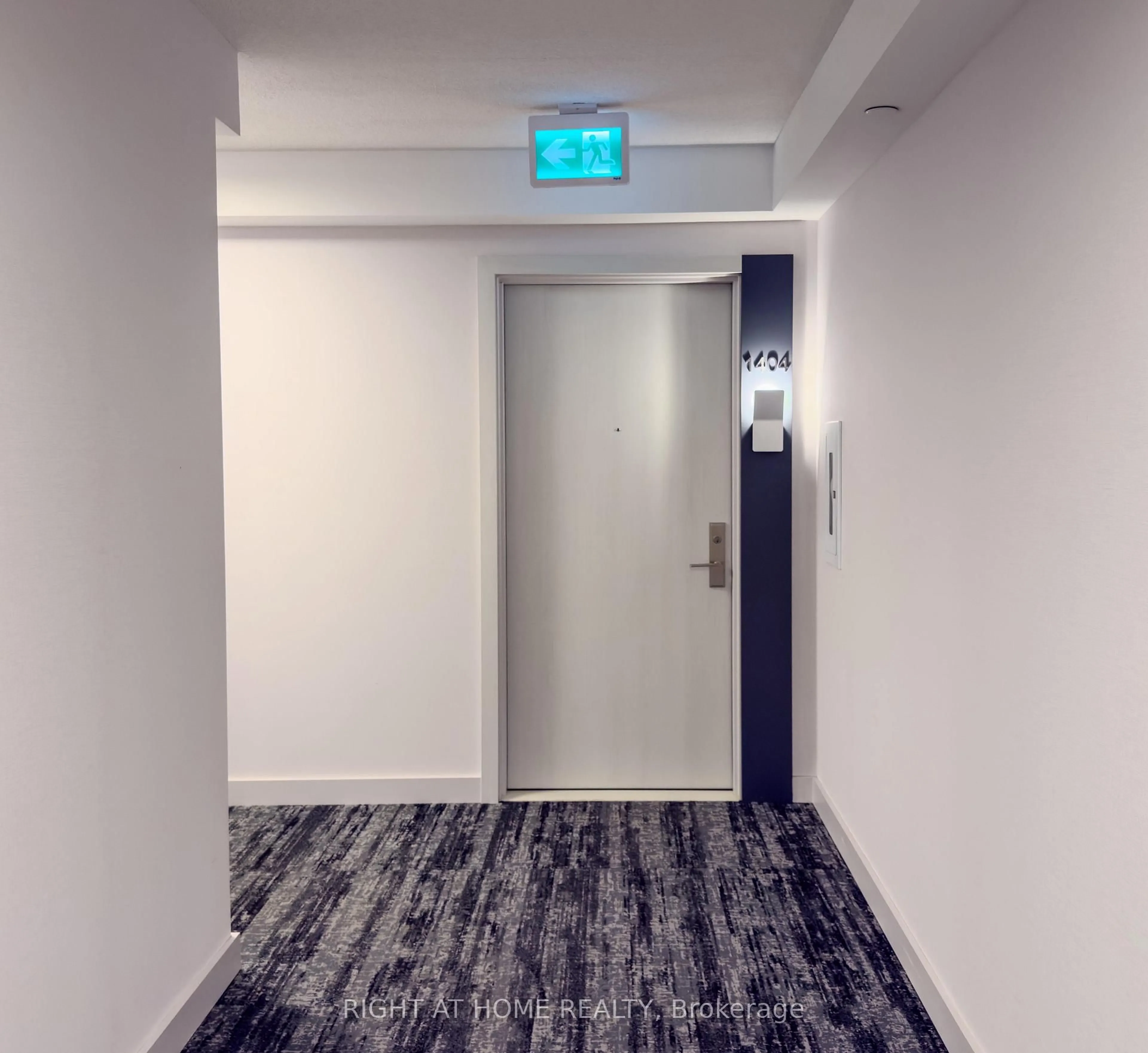 Indoor foyer for 30 Samuel Wood Way #1404, Toronto Ontario M9B 0C9