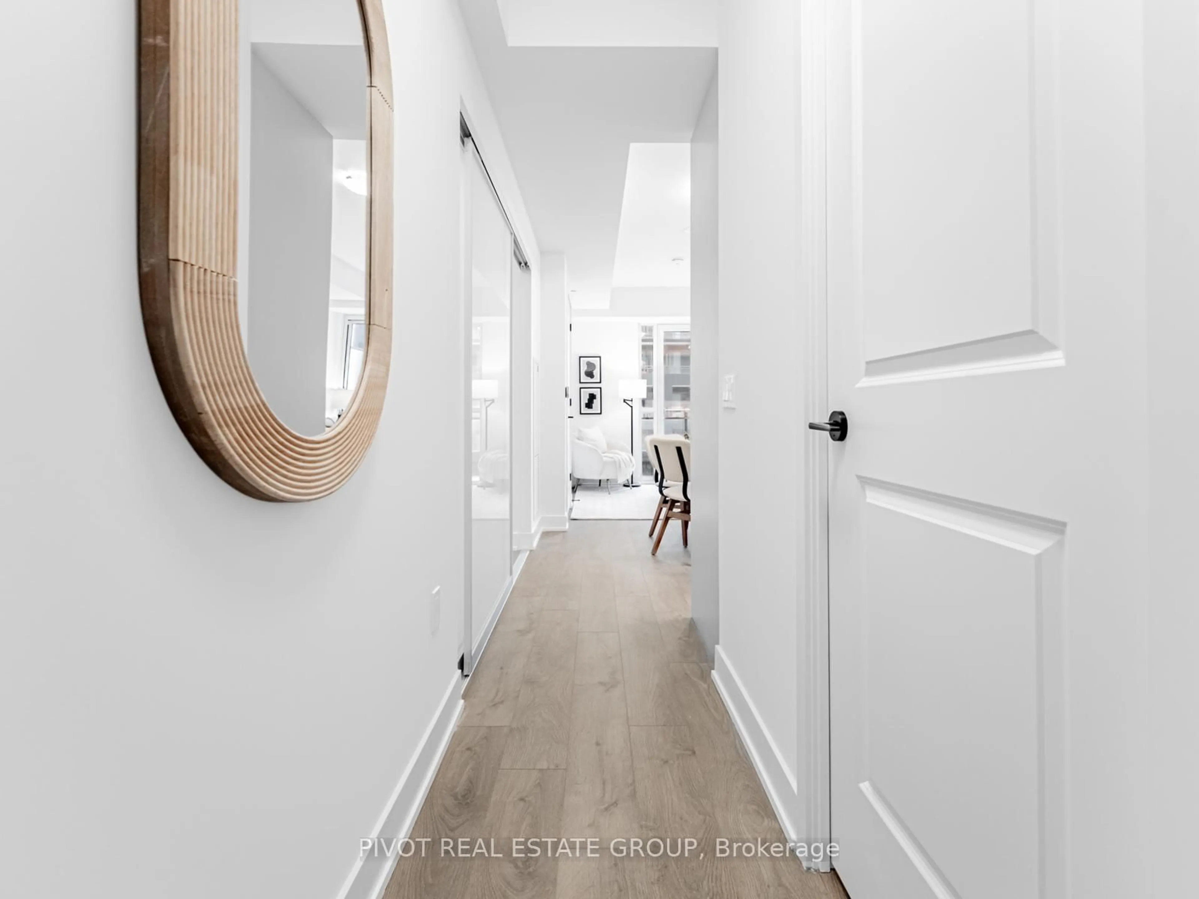 Indoor entryway for 2333 Khalsa Gate #301, Oakville Ontario L6M 0X7