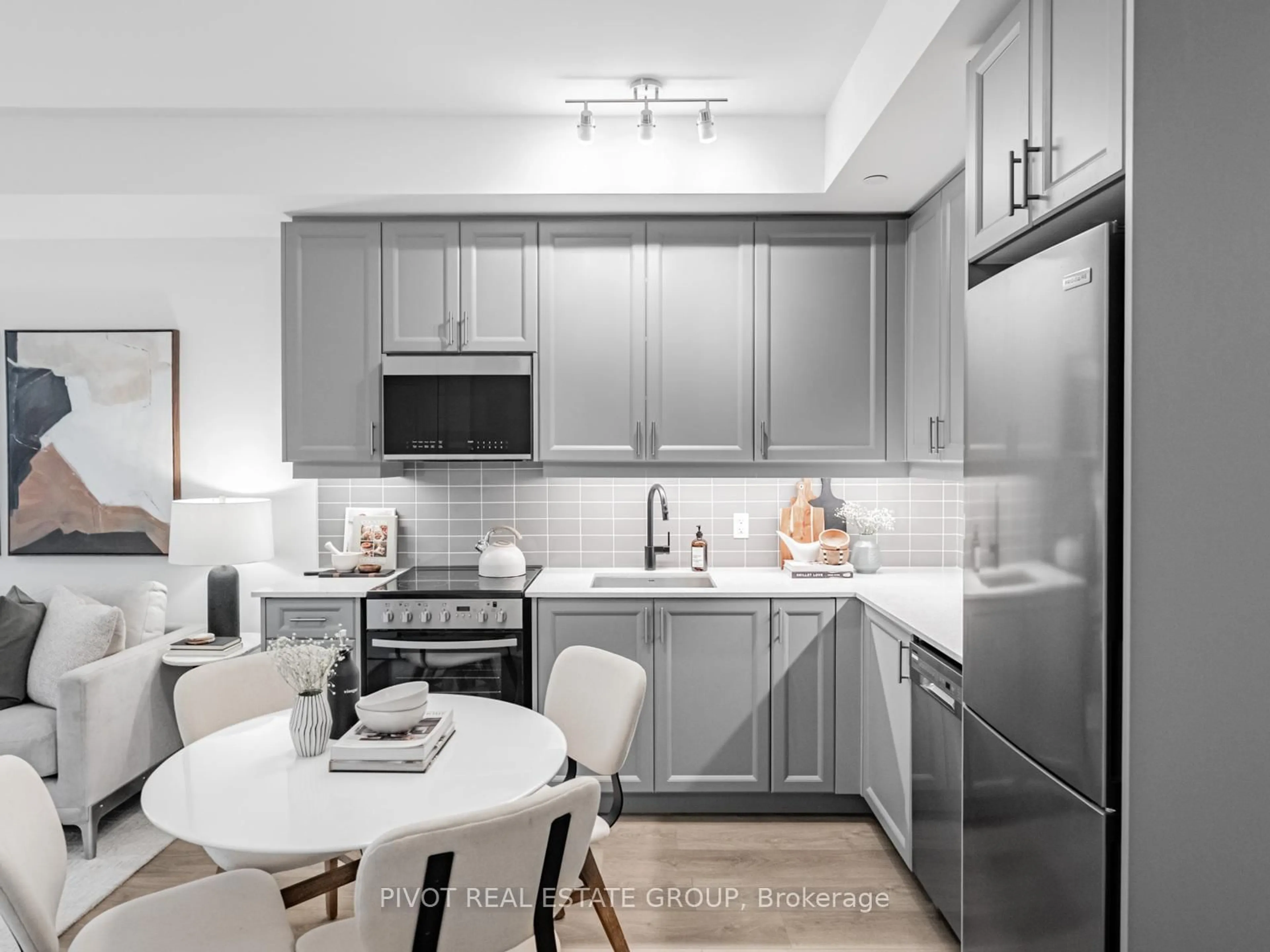 Standard kitchen, unknown for 2333 Khalsa Gate #301, Oakville Ontario L6M 0X7