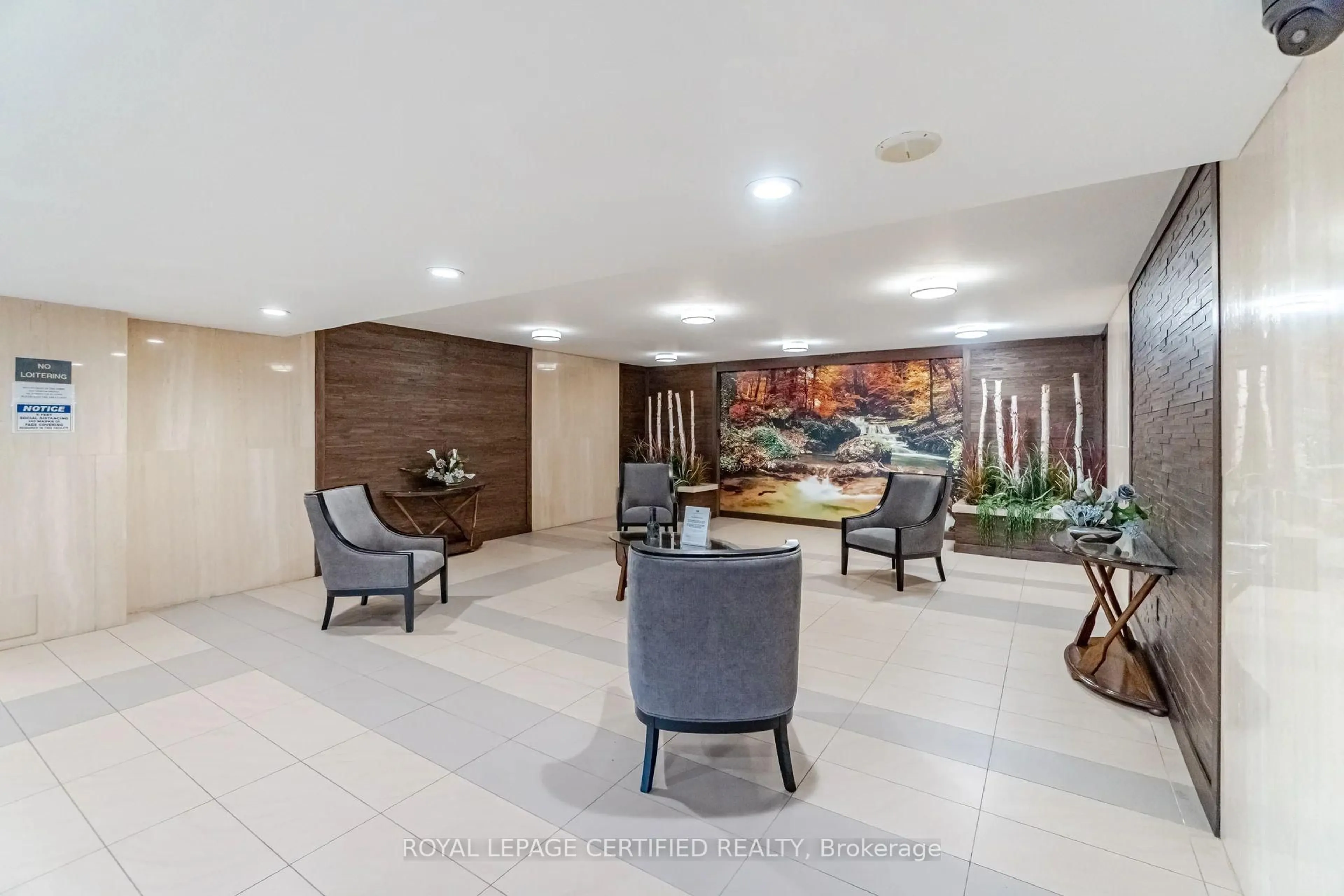 Lobby for 2645 Jane St #112, Toronto Ontario M3L 2J3