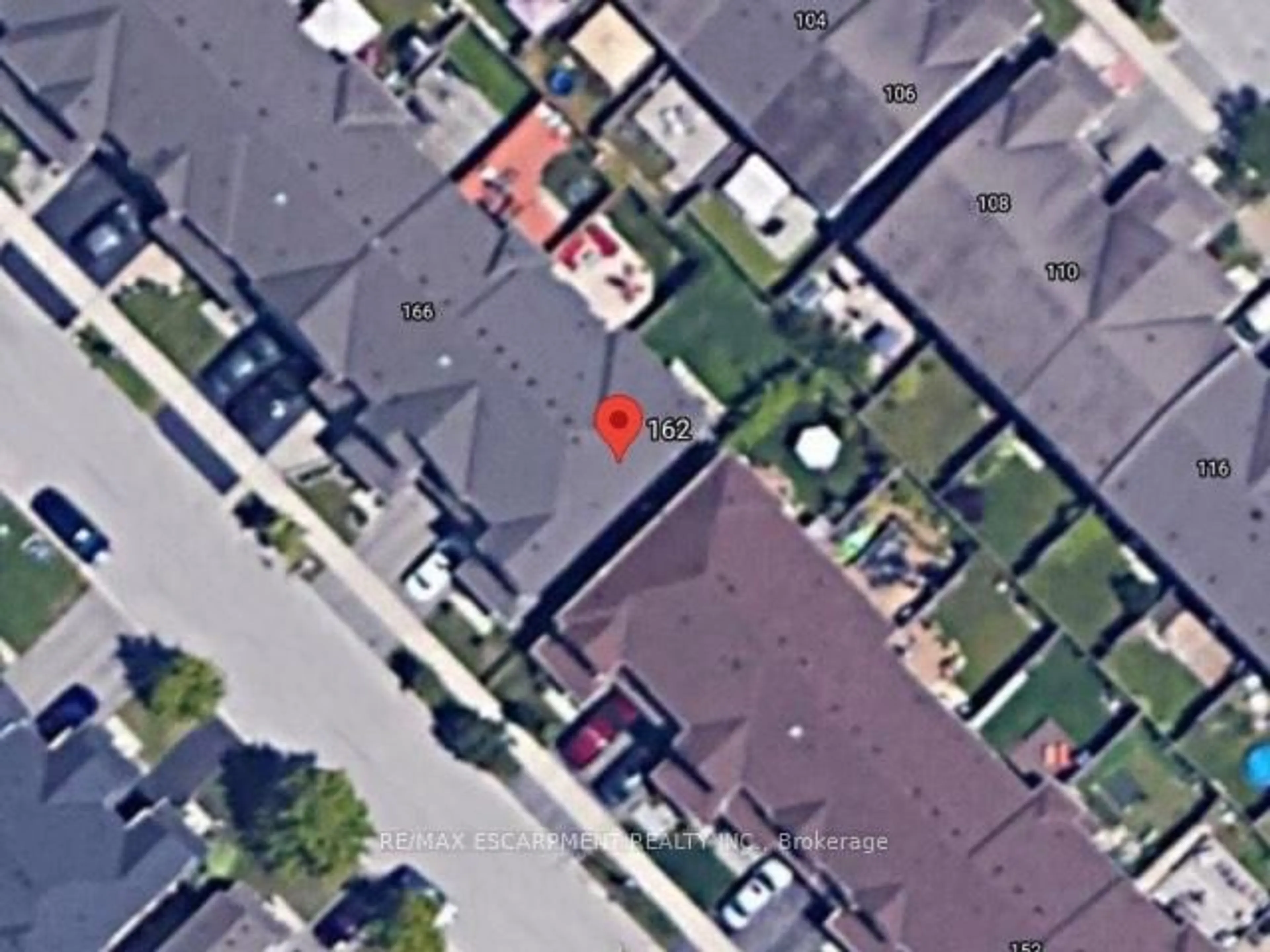 A pic from outside/outdoor area/front of a property/back of a property/a pic from drone, street for 162 Panton Tr, Milton Ontario L9T 6K2