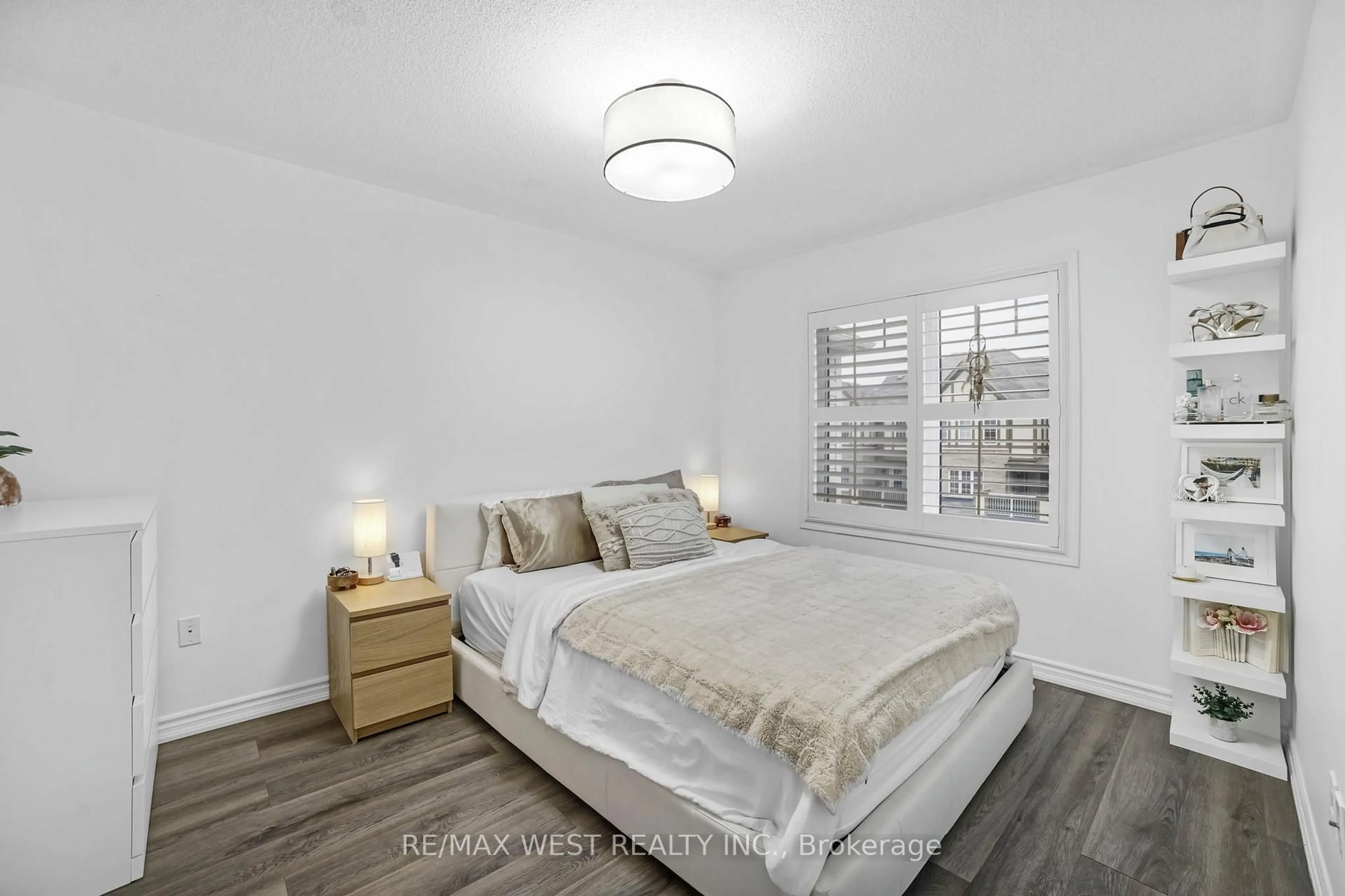 Bedroom with bed, wood/laminate floor for 266 Casson Pt, Milton Ontario L9E 0A1