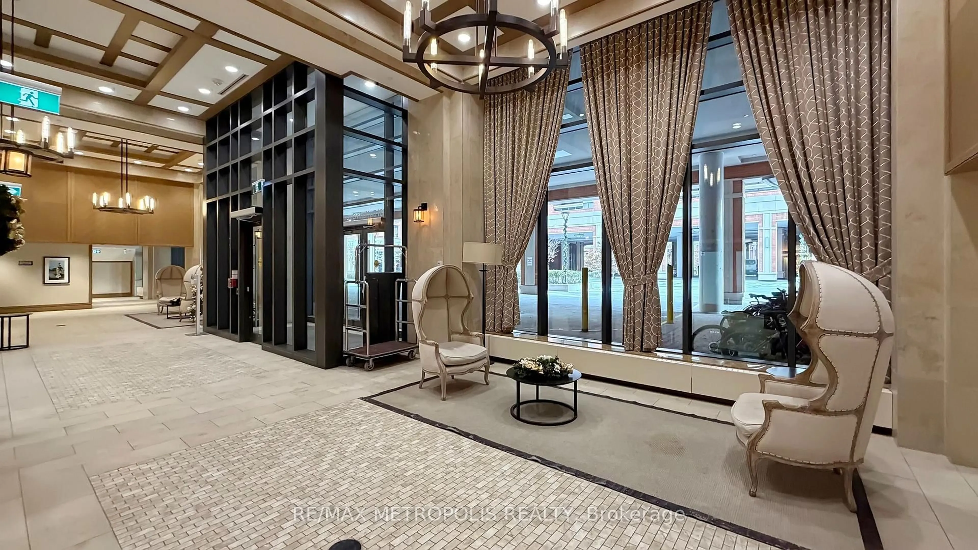 Lobby for 3091 Dufferin Ave #833, Toronto Ontario M6A 0C4