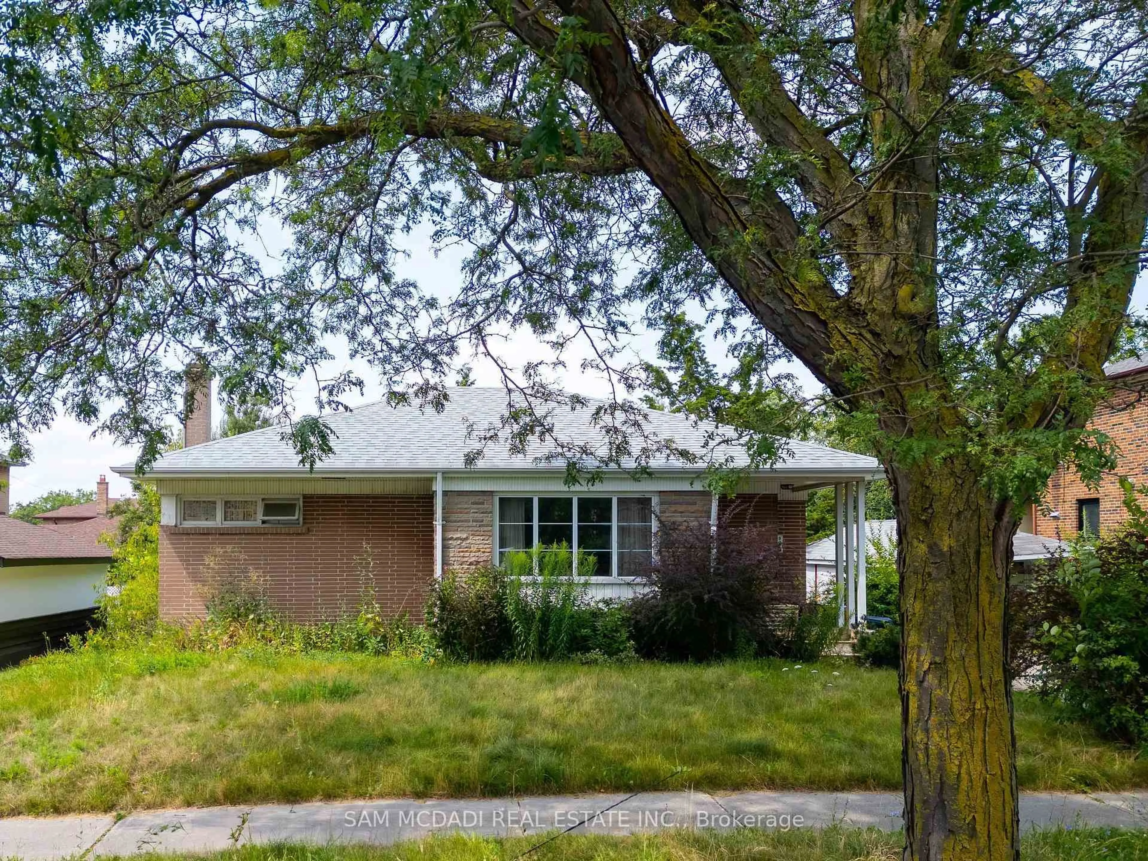 Home with brick exterior material, street for 34 Highview Ave, Toronto Ontario M3M 1C4