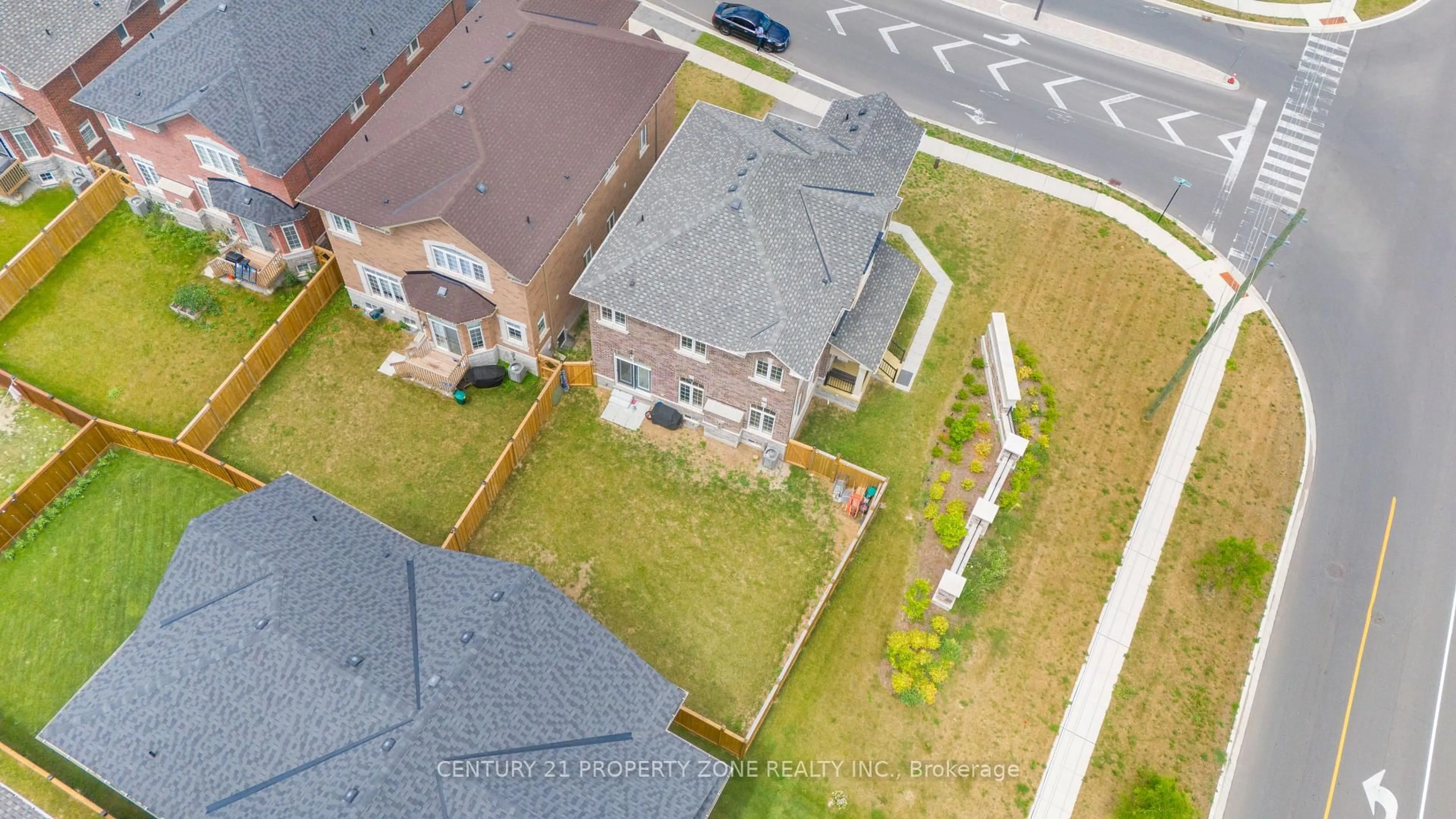 A pic from outside/outdoor area/front of a property/back of a property/a pic from drone, street for 10096 Tenth Line, Halton Hills Ontario L7G 4S7